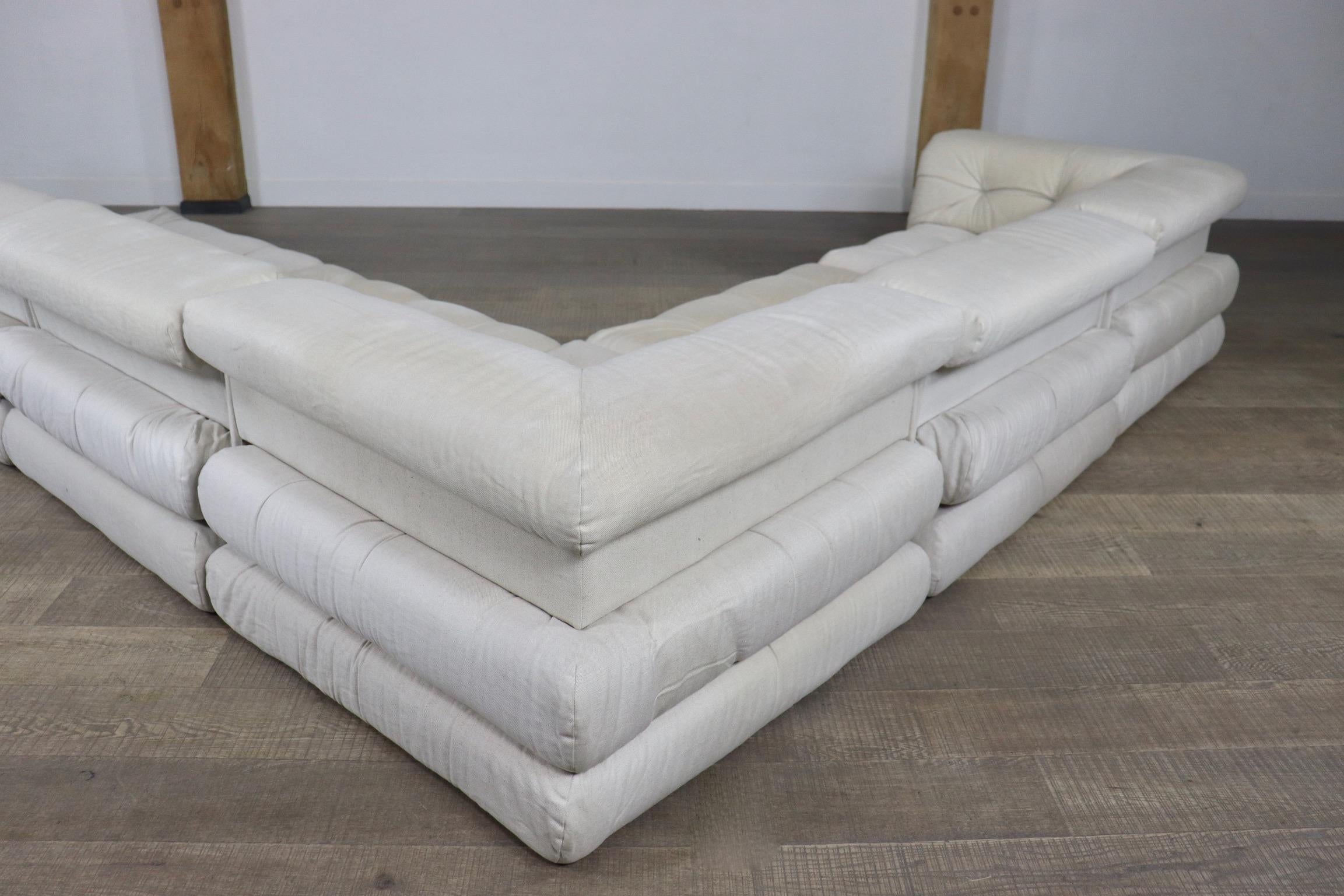 First Edition MahJong Sofa in White Linen by Roche Bobois, 1970s 6