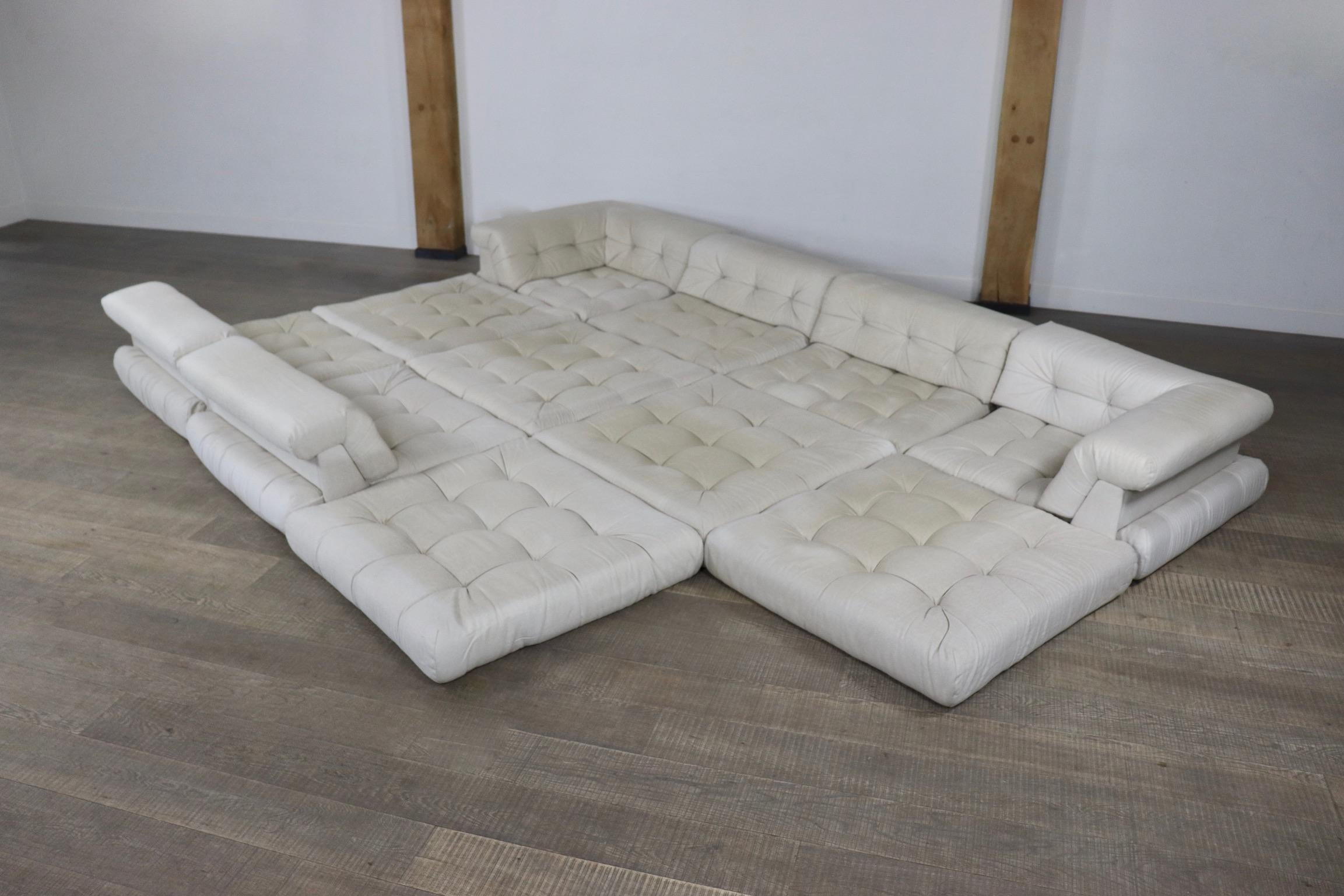 First Edition MahJong Sofa in White Linen by Roche Bobois, 1970s 7