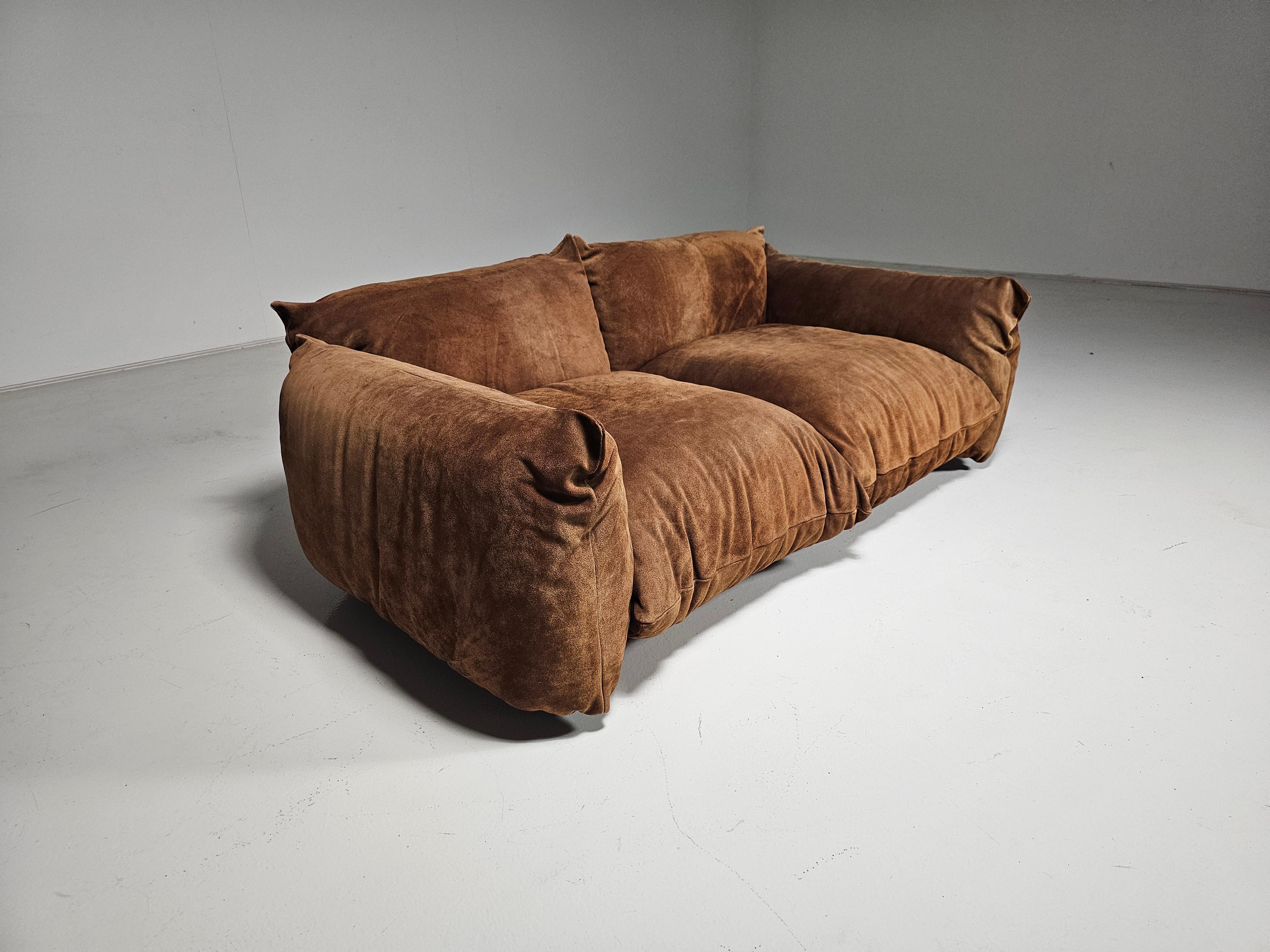 European First Edition Mario Marenco 2-seater sofa in light brown suede, Arflex, 1970s