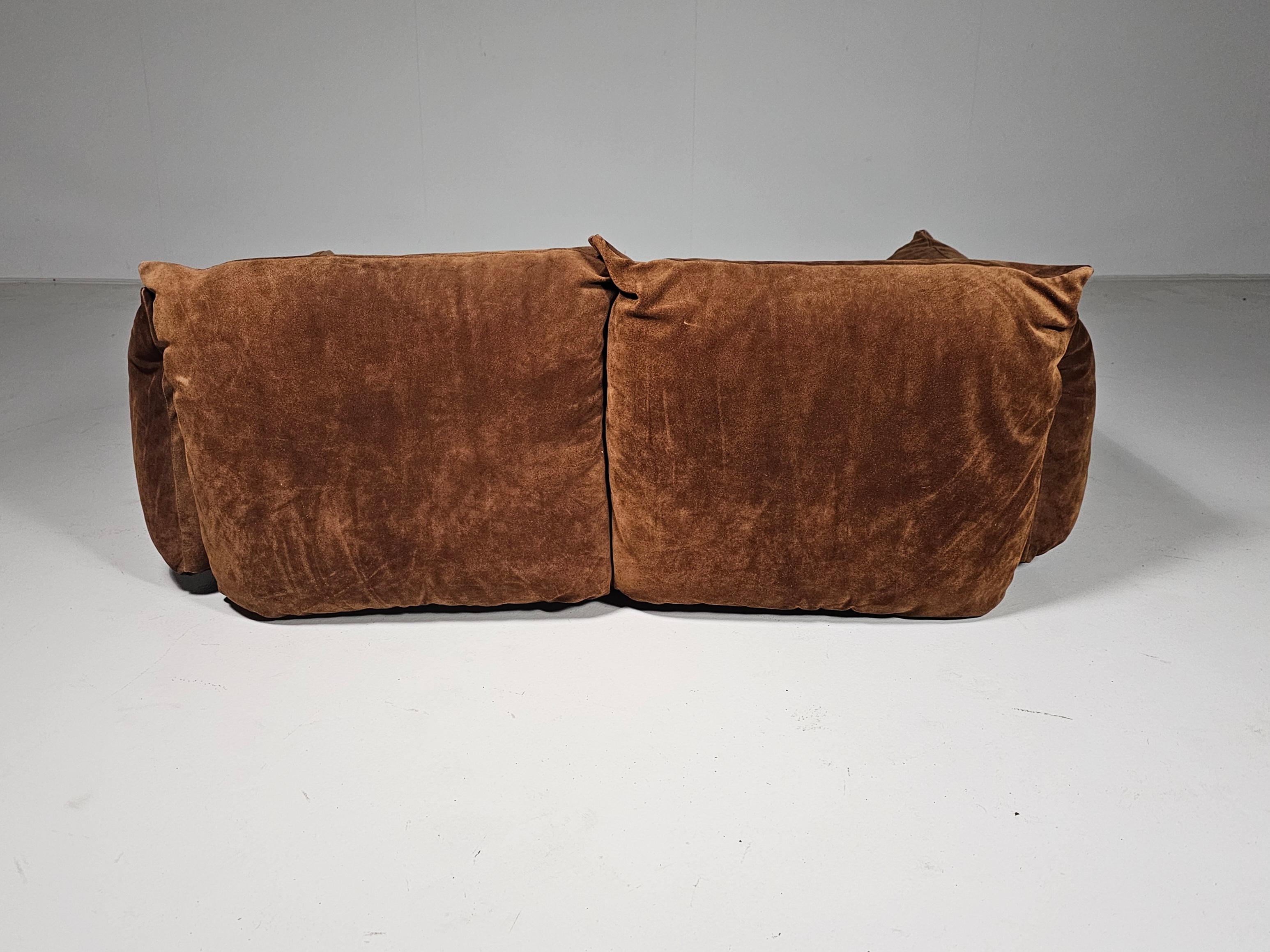 First Edition Mario Marenco 2-seater sofa in light brown suede, Arflex, 1970s 1