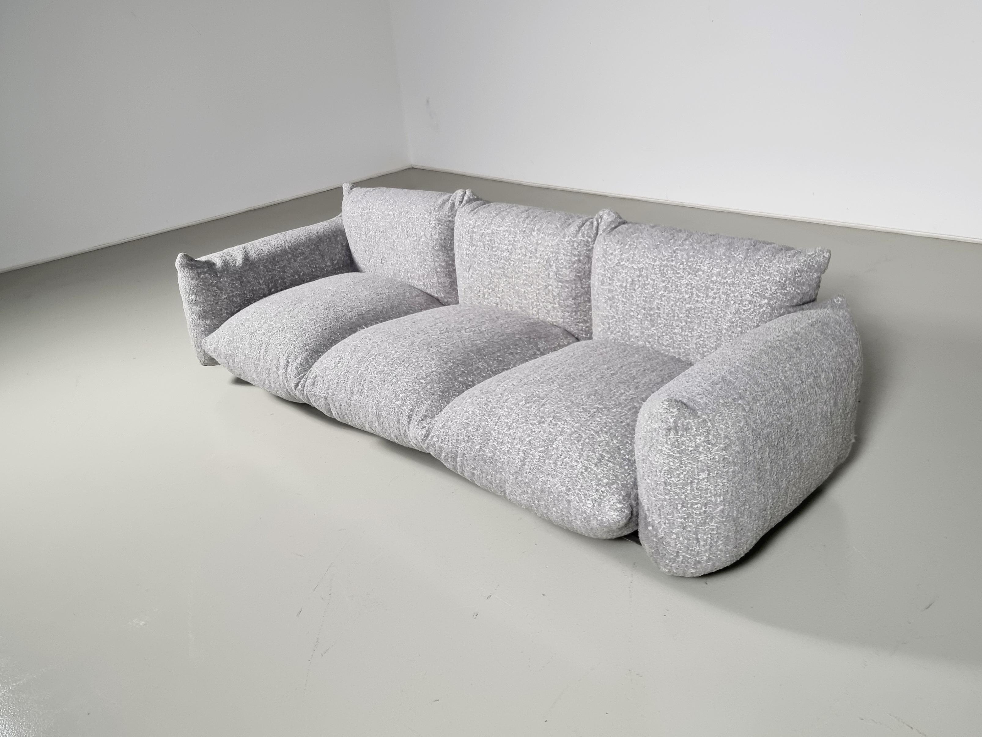 Mid-Century Modern First Edition Mario Marenco 3-Seater Sofa in Grey Bouclé for Arflex, 1970s