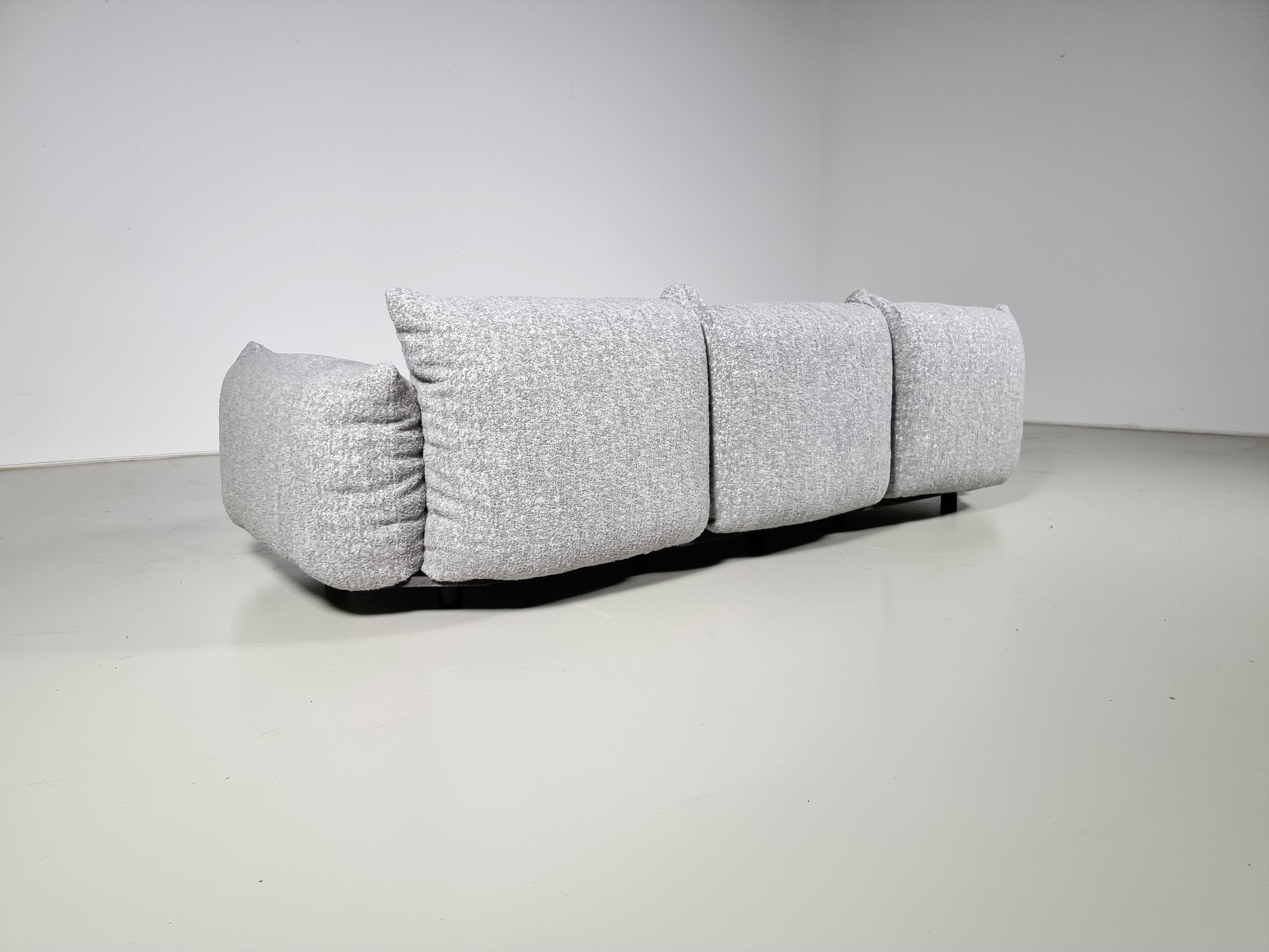 Late 20th Century First Edition Mario Marenco 3-Seater Sofa in Grey Bouclé for Arflex, 1970s