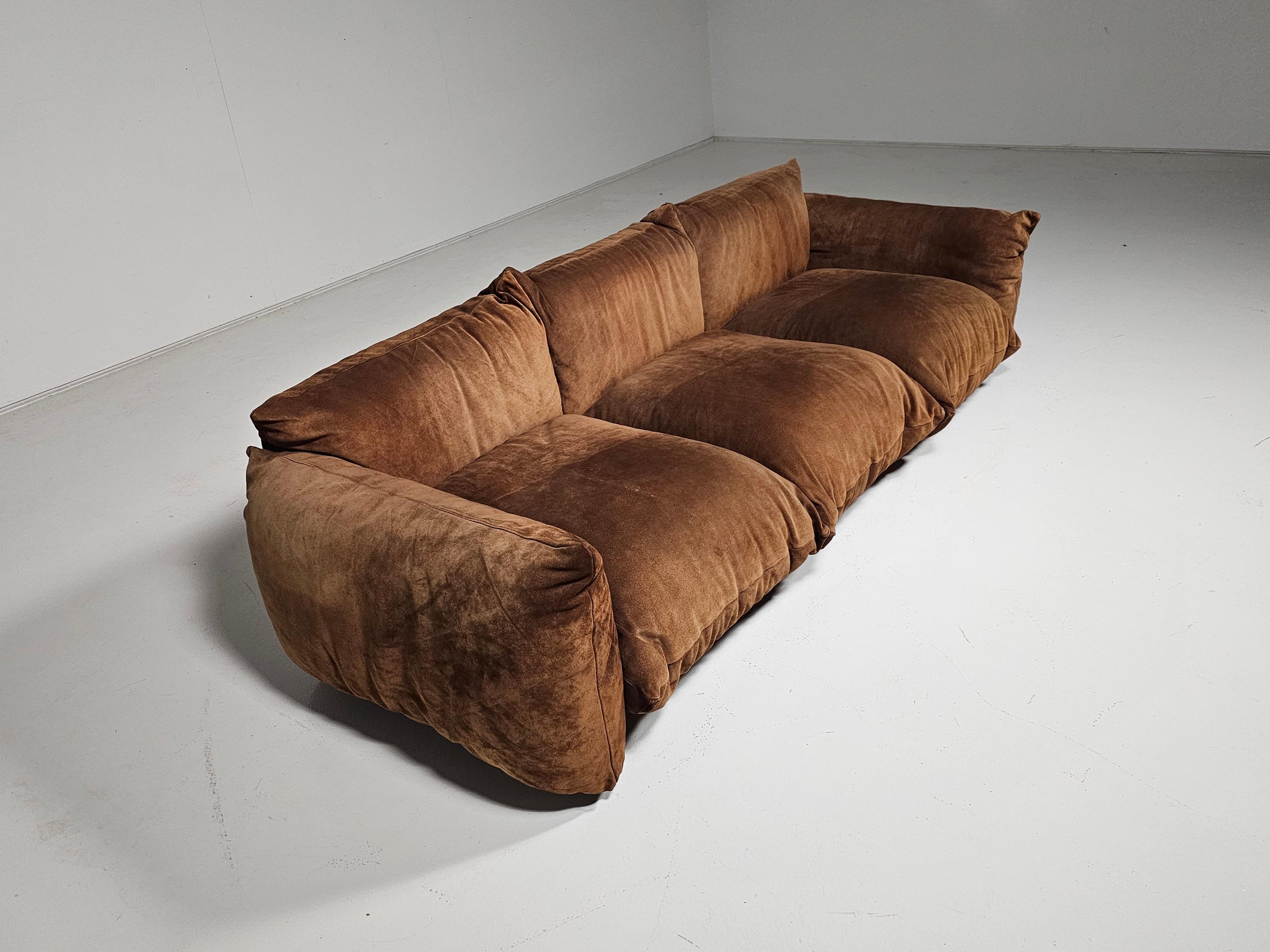 European First Edition Mario Marenco 3-seater sofa in  light brown suede, Arflex, 1970s