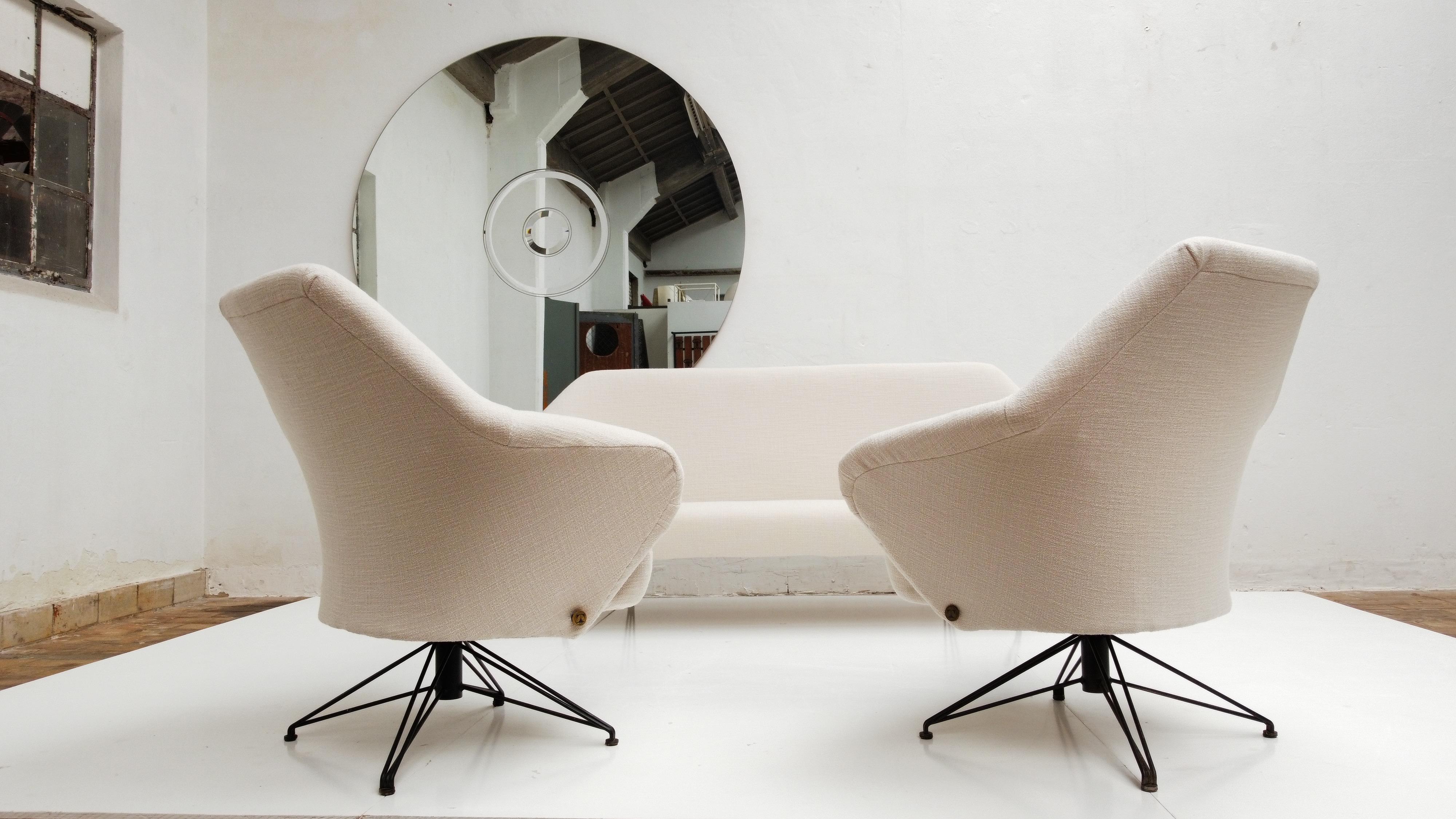 First Edition P32 Lounge Set by Borsani, Early Triangulated Form Wire Base, 1956 For Sale 7