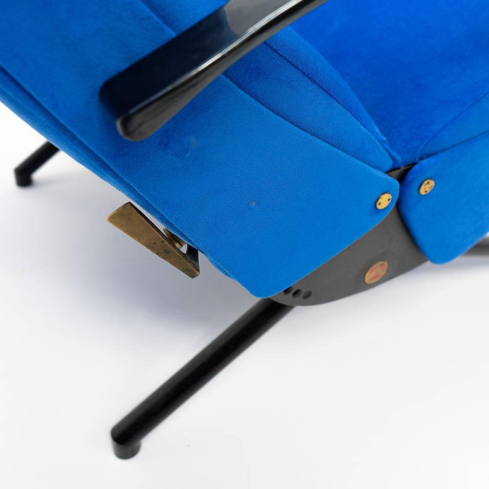 First Edition P40 Lounge Chair by Osvaldo Borsani for Tecno, 1960s, Italy For Sale 2