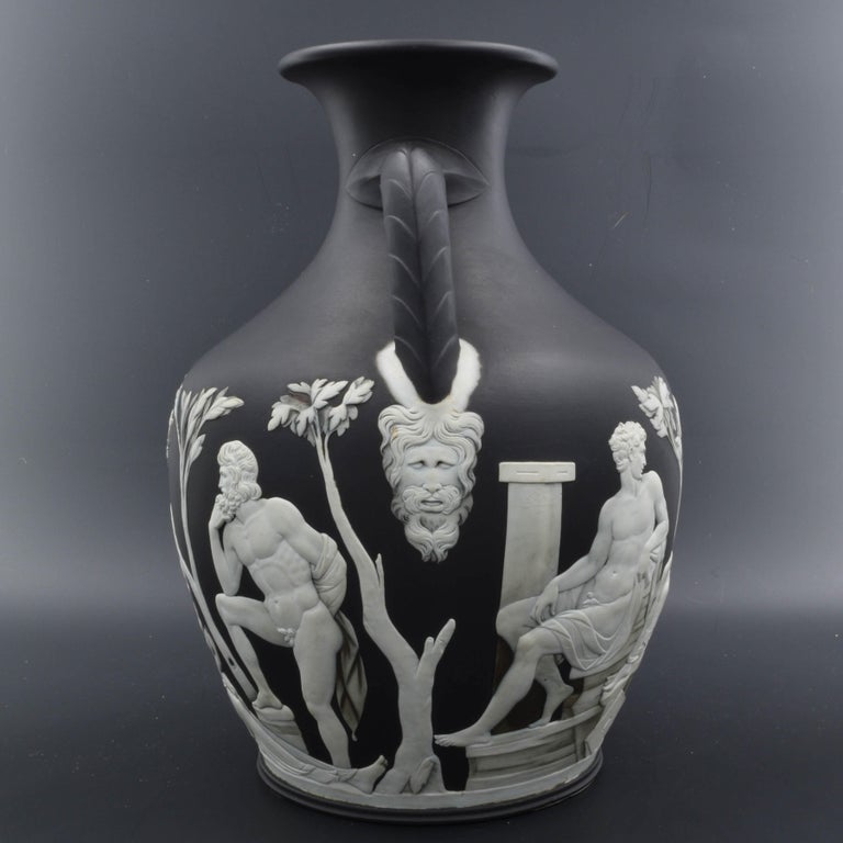 First Edition Portland Vase, Wedgwood, circa 1793 For Sale at 1stDibs