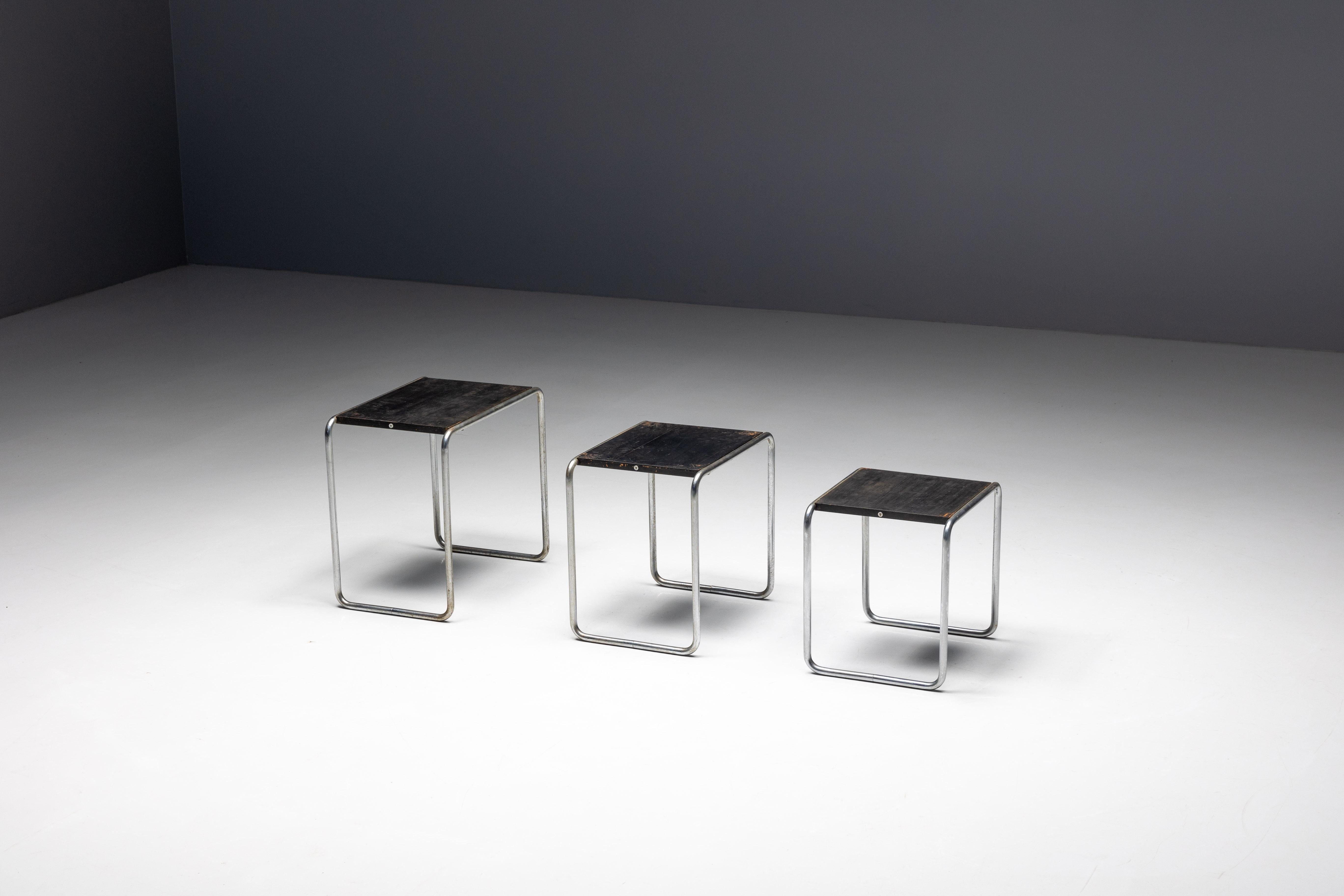 Primera edición de mesas auxiliares de Marcel Breuer para Thonet, Alemania, años 30 mediados del siglo XX en venta
