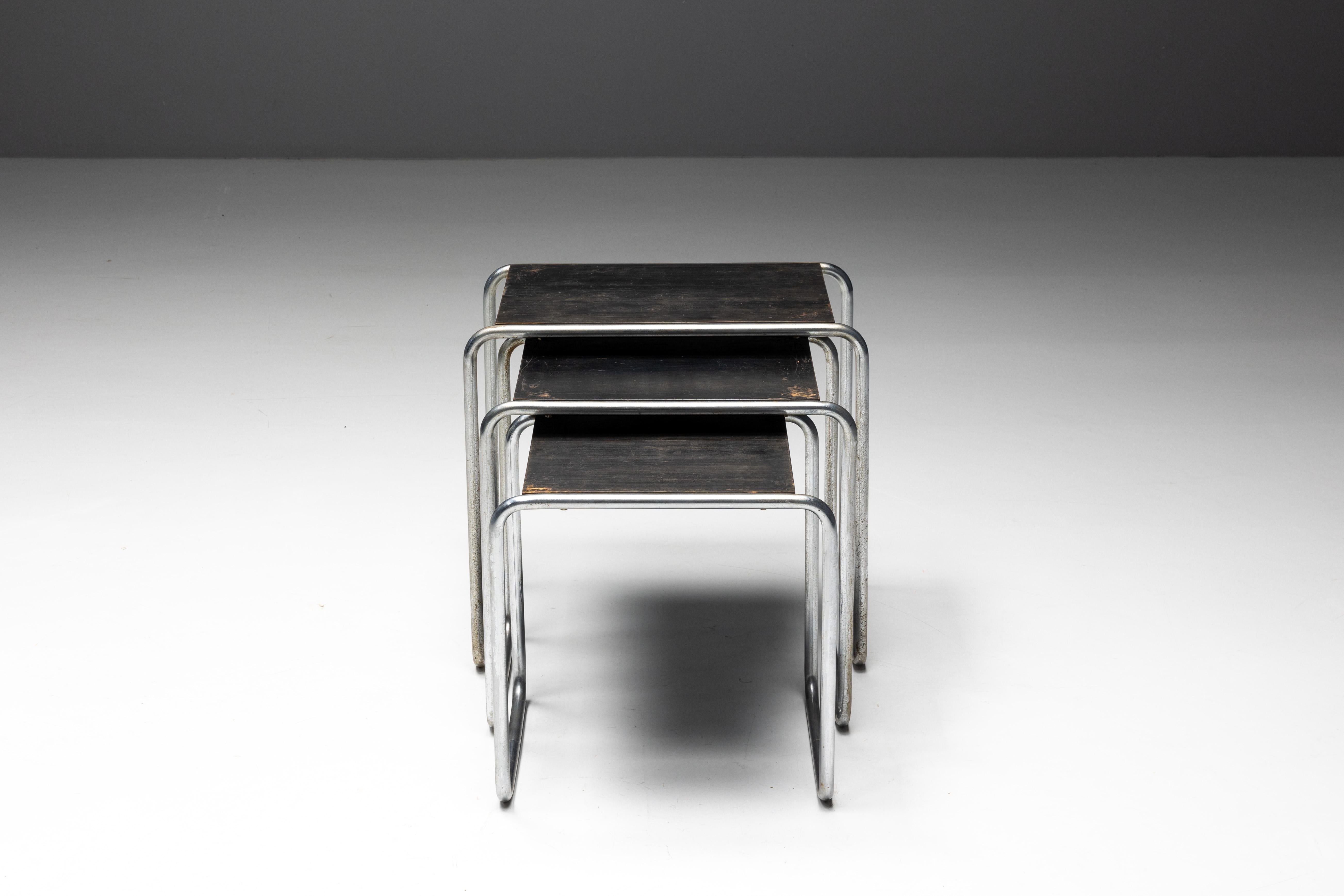 Primera edición de mesas auxiliares de Marcel Breuer para Thonet, Alemania, años 30 en venta 1