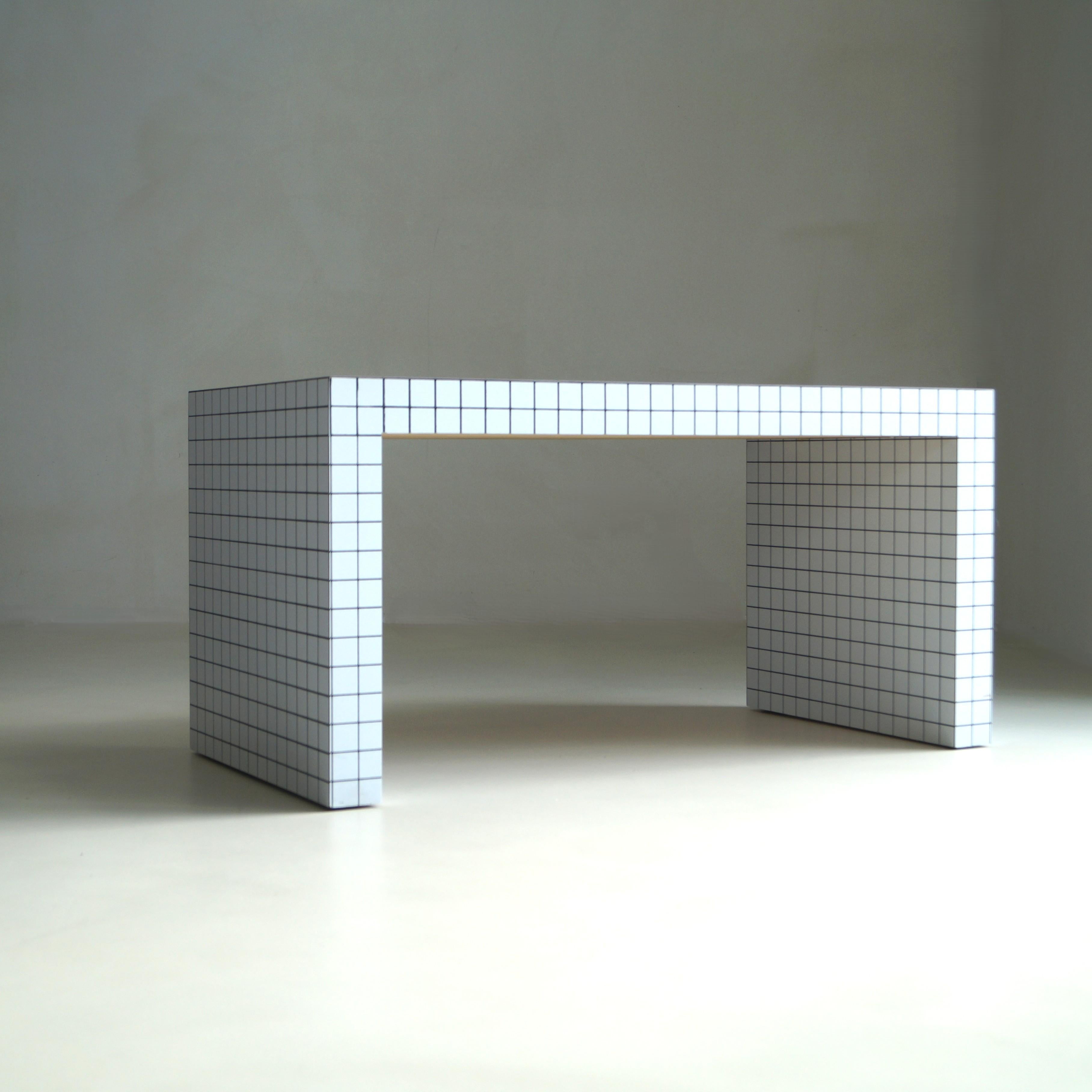 First Edition Superstudio 'Quaderna' console table or bench, 1970s For Sale 3