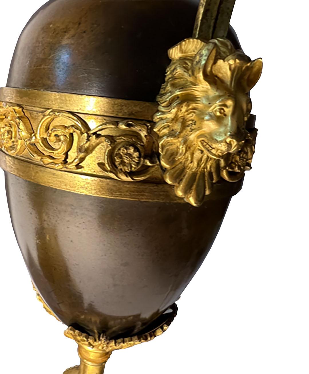 Début du XIXe siècle Lampes bronze doré First Empire en vente
