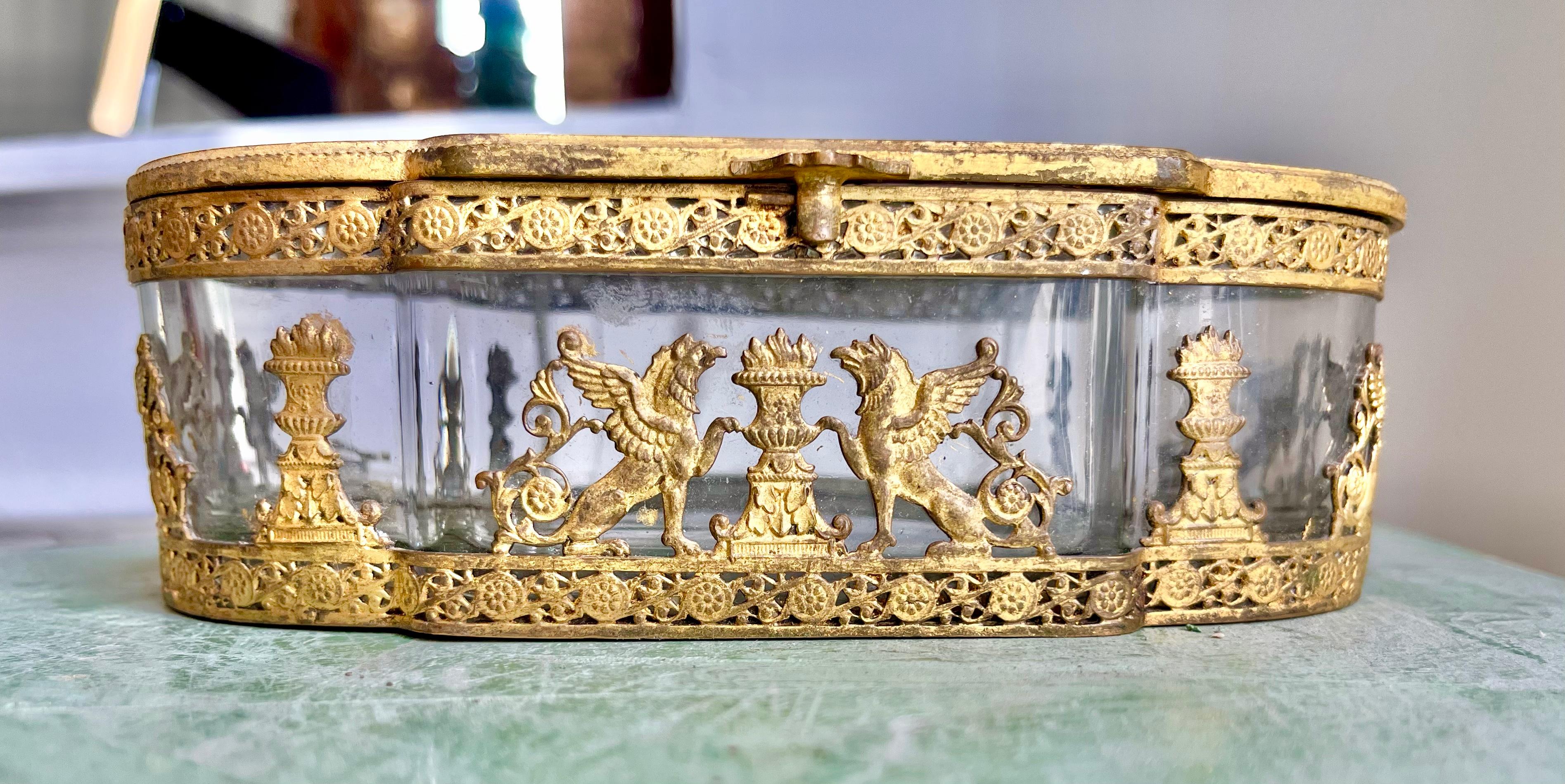 First Empire Grand Tour Gilt Bronze Mounted Box with Apollo in His Chariot In Fair Condition For Sale In Nashville, TN