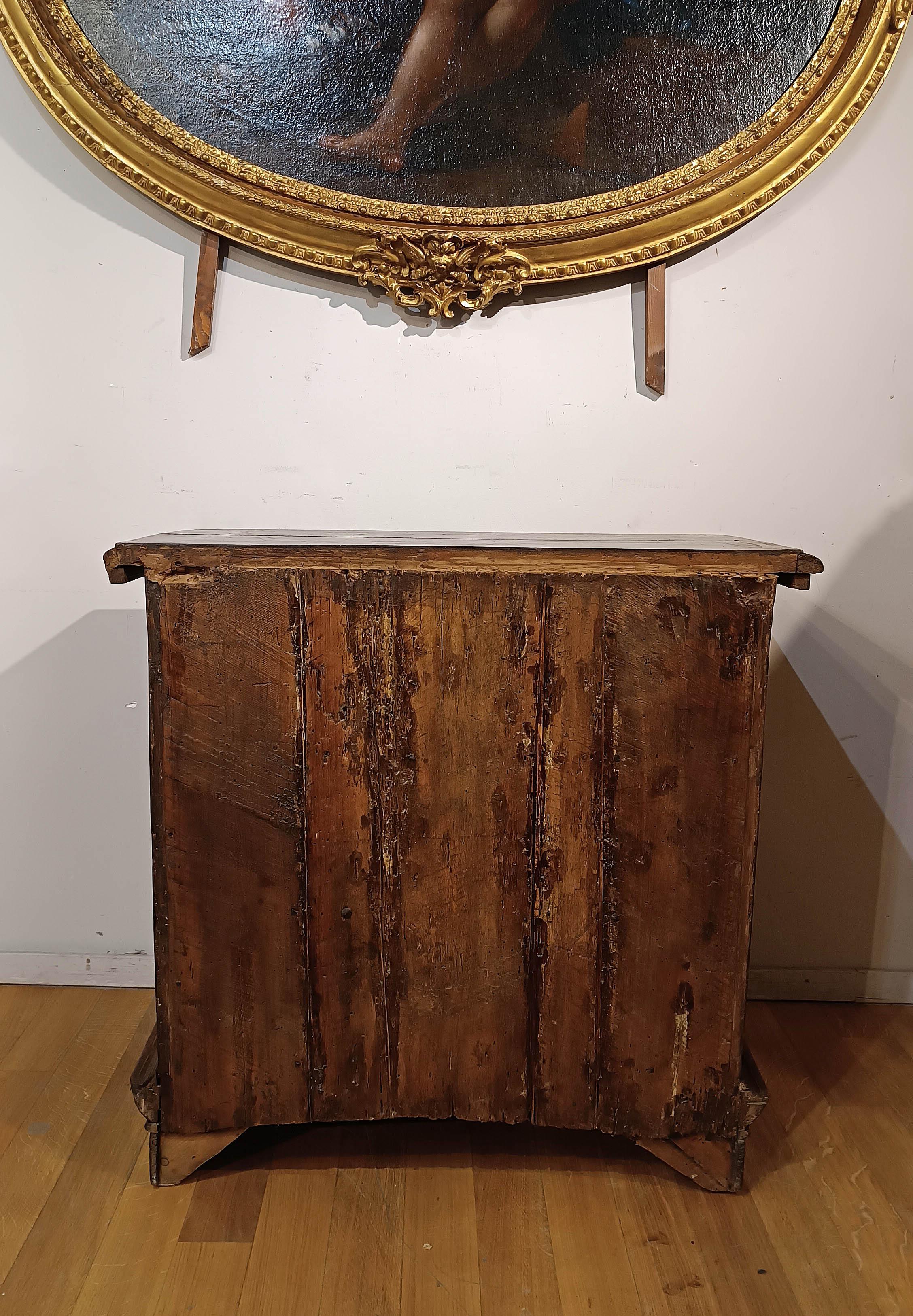 Hand-Carved FIRST HALF 17th CENTURY WALNUT CHEST OF DRAWERS For Sale