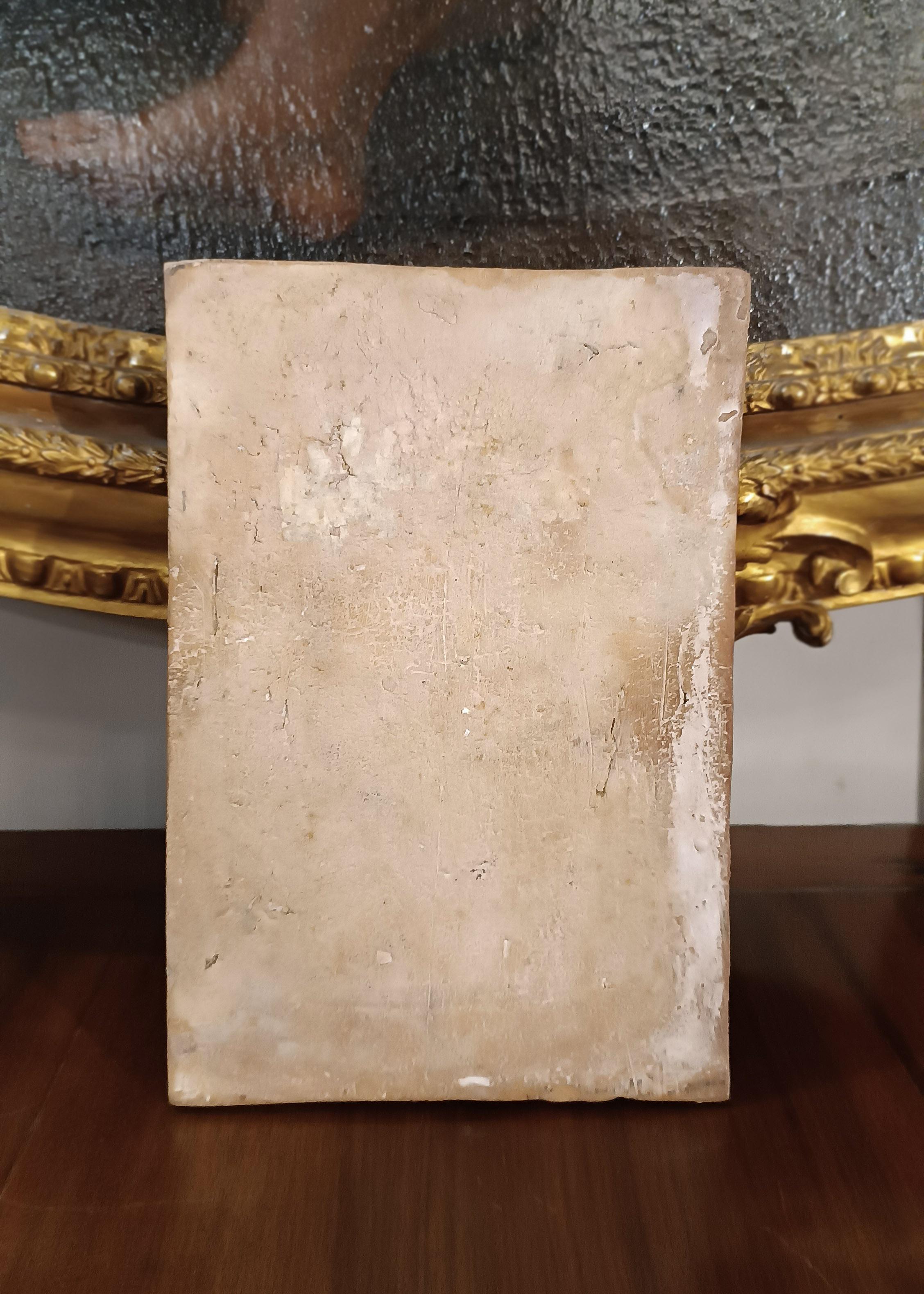 PREMIÈRE MOITIÉ DU 18e SIÈCLE PLAQUE DE MAJOLICA DE CHÂTEAUX VERTICAUX en vente 3