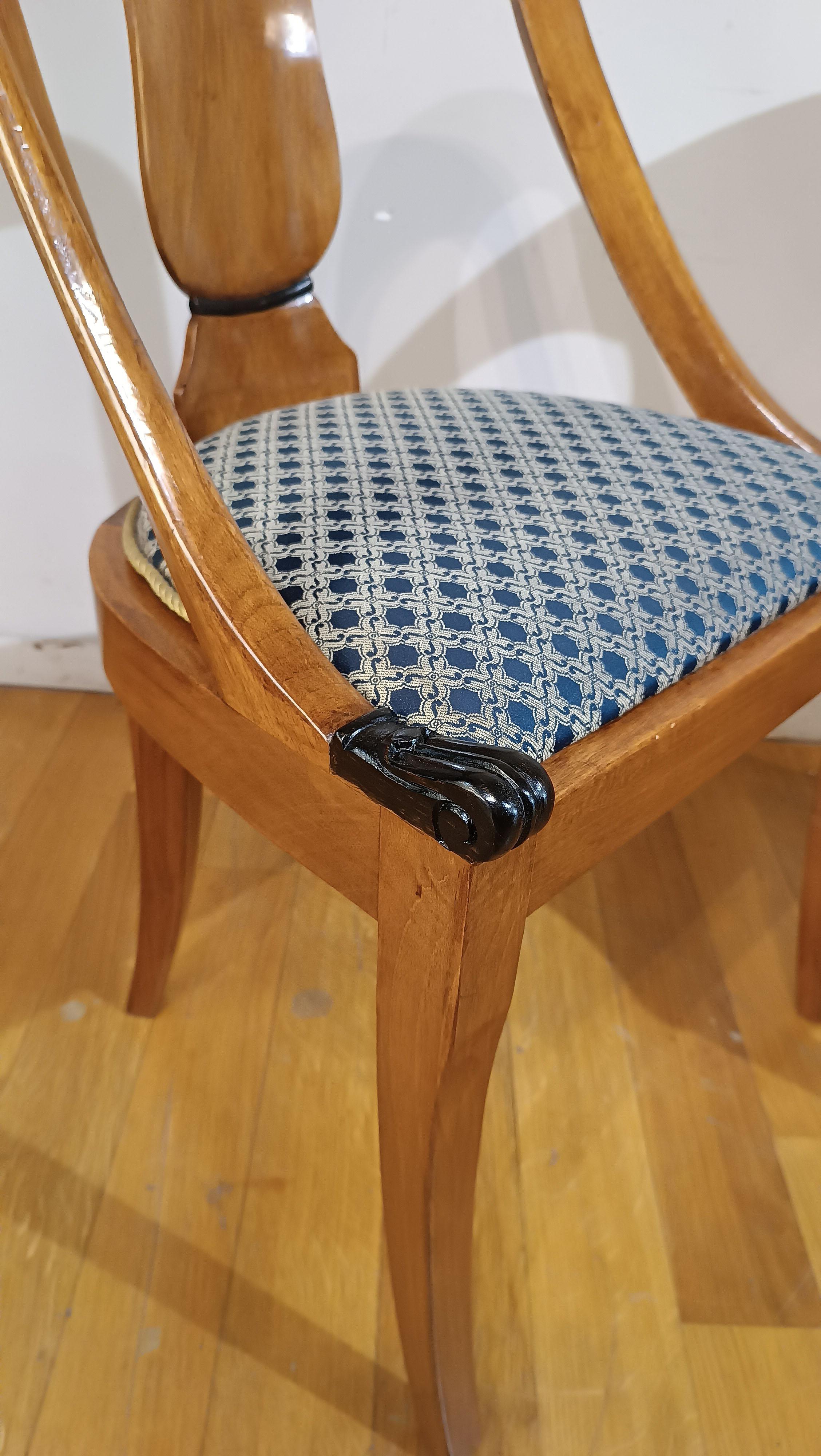 FIRST HALF OF THE 19th CENTURY CHARLES X SMALL ARMCHAIRS IN WALNUT For Sale 1