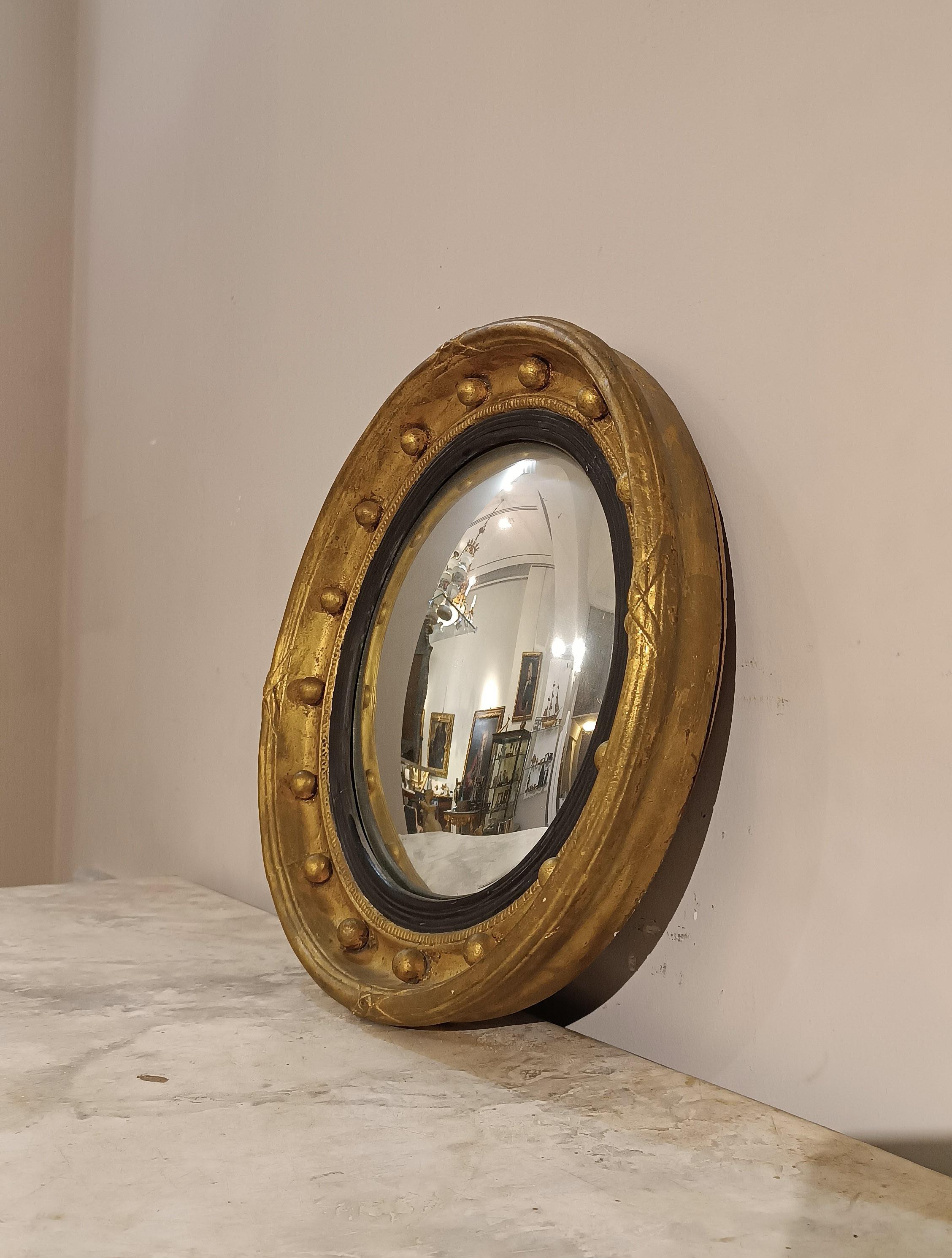 English FIRST HALF OF THE 19th CENTURY EMPIRE LENS MIRROR in vendita