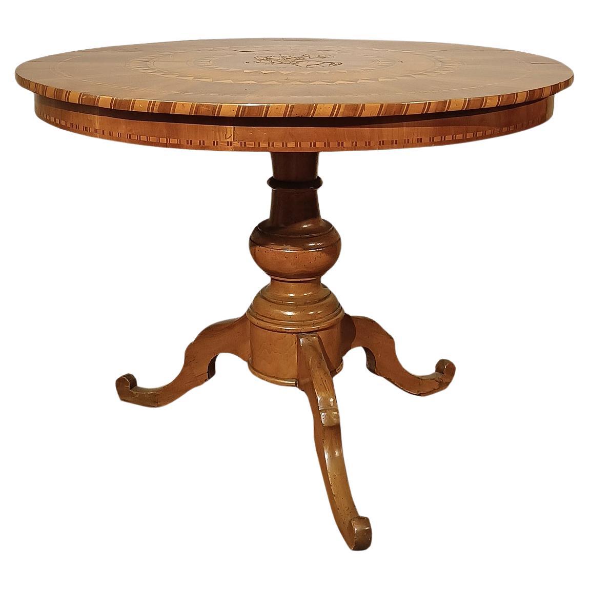 FIRST HALF OF THE 19th CENTURY INLAID ROLO TABLE