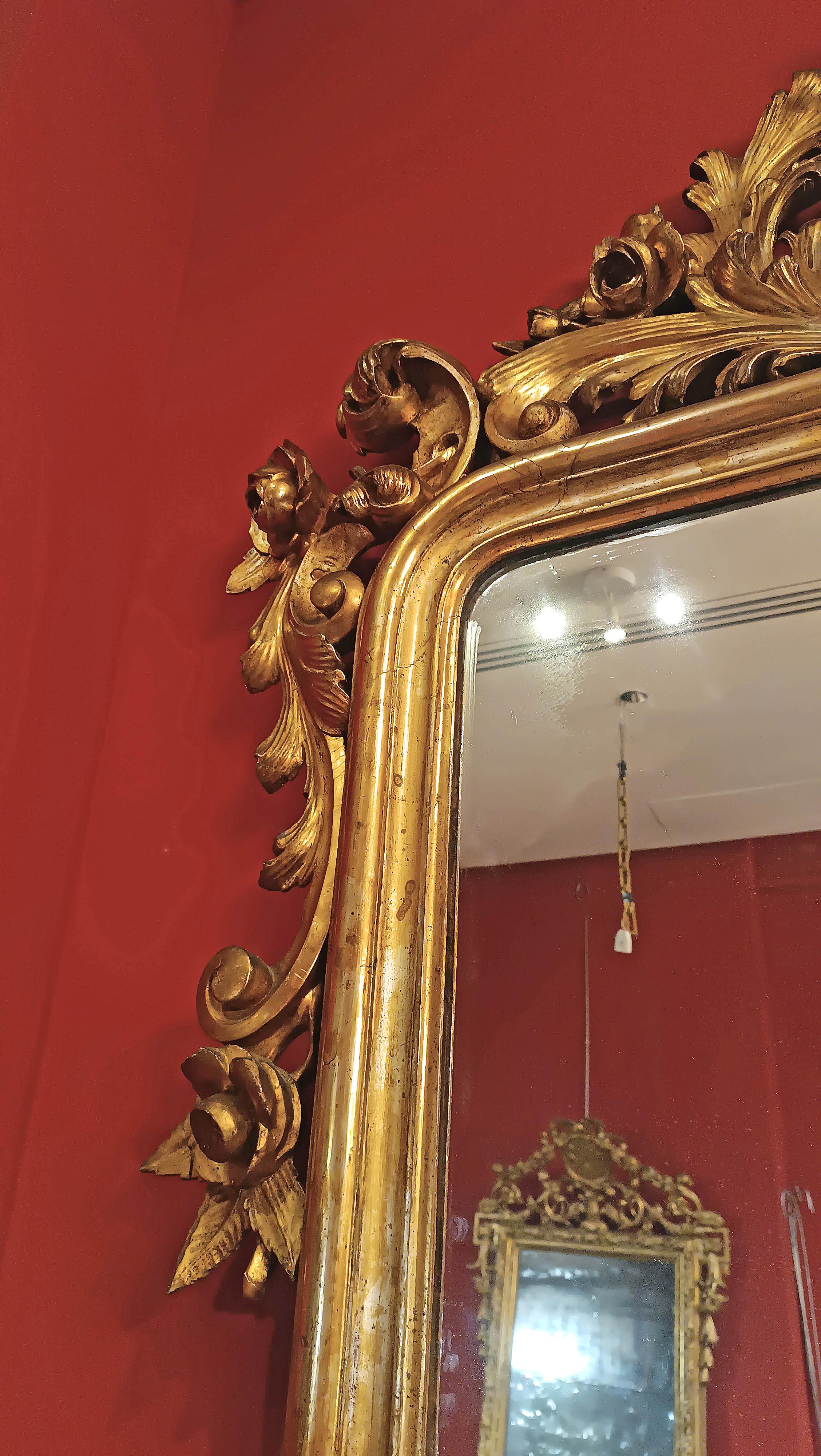 GRANDE SPECCHIO DORATO LOUIS PHILIPPE DELLA PRIMA METÀ DEL XIX SECOLO In condizioni buone in vendita a Firenze, FI