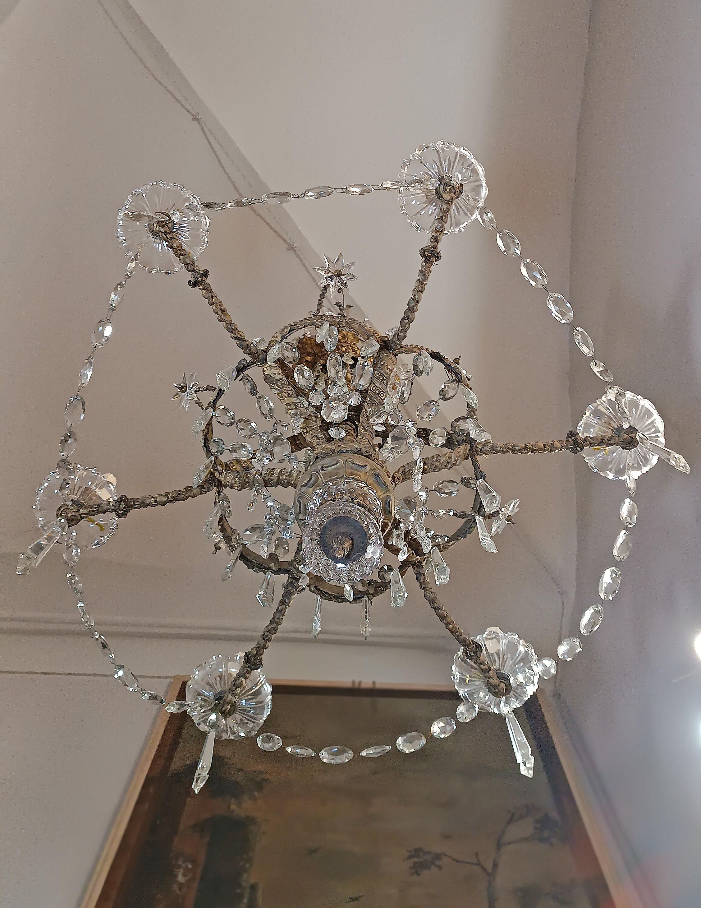 PREMIÈRE MOITIÉ DU 19e SIÈCLE CHANDELIER LOUIS PHILIPPE AVEC CRISTAUX en vente 2