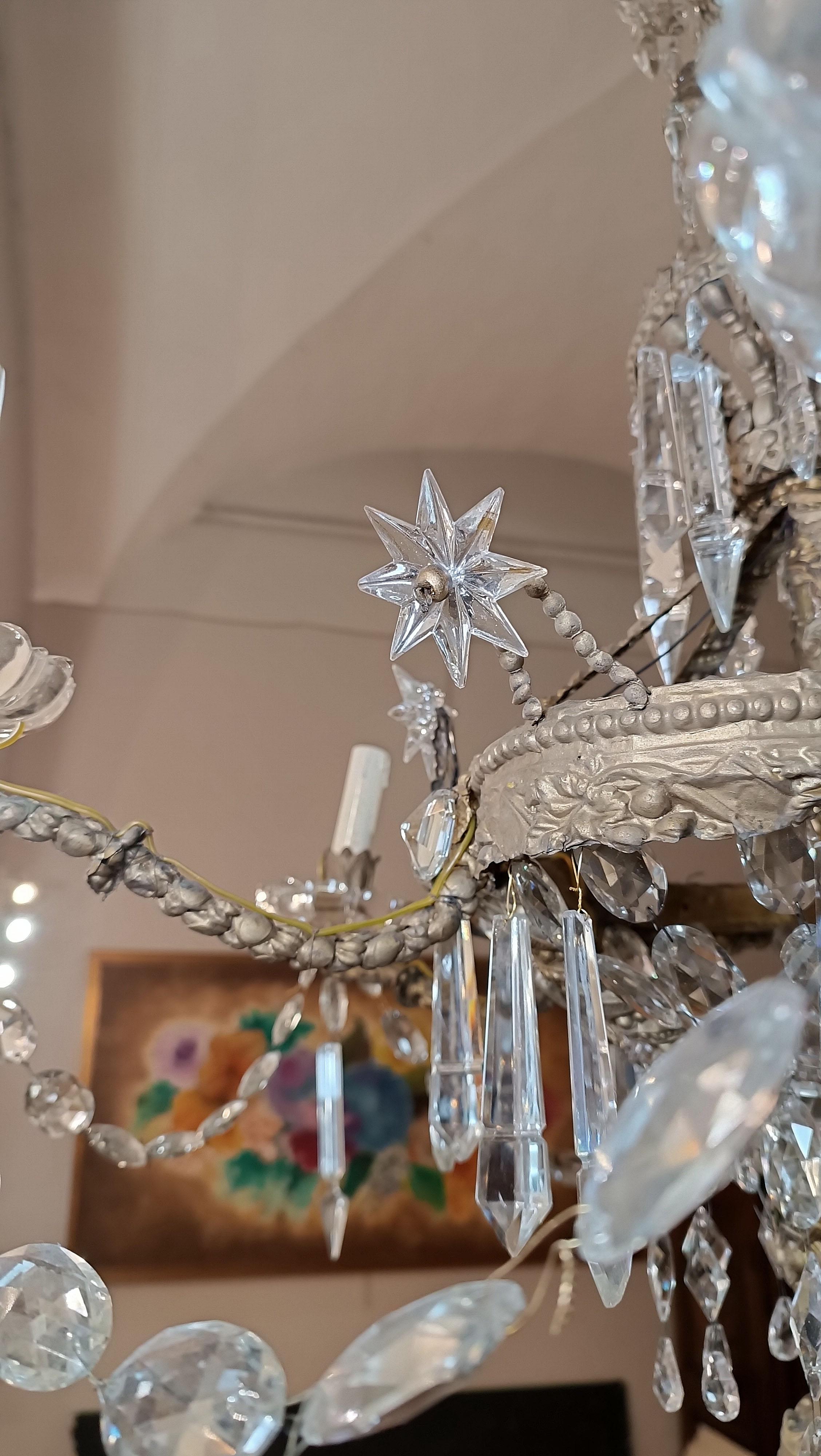 Italian PREMIÈRE MOITIÉ DU 19e SIÈCLE CHANDELIER LOUIS PHILIPPE AVEC CRISTAUX en vente