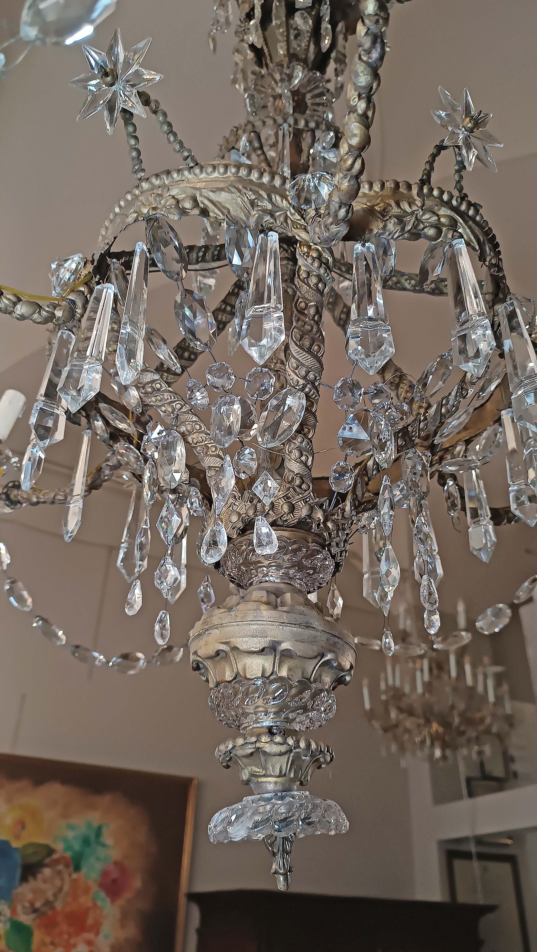 Laiton PREMIÈRE MOITIÉ DU 19e SIÈCLE CHANDELIER LOUIS PHILIPPE AVEC CRISTAUX en vente
