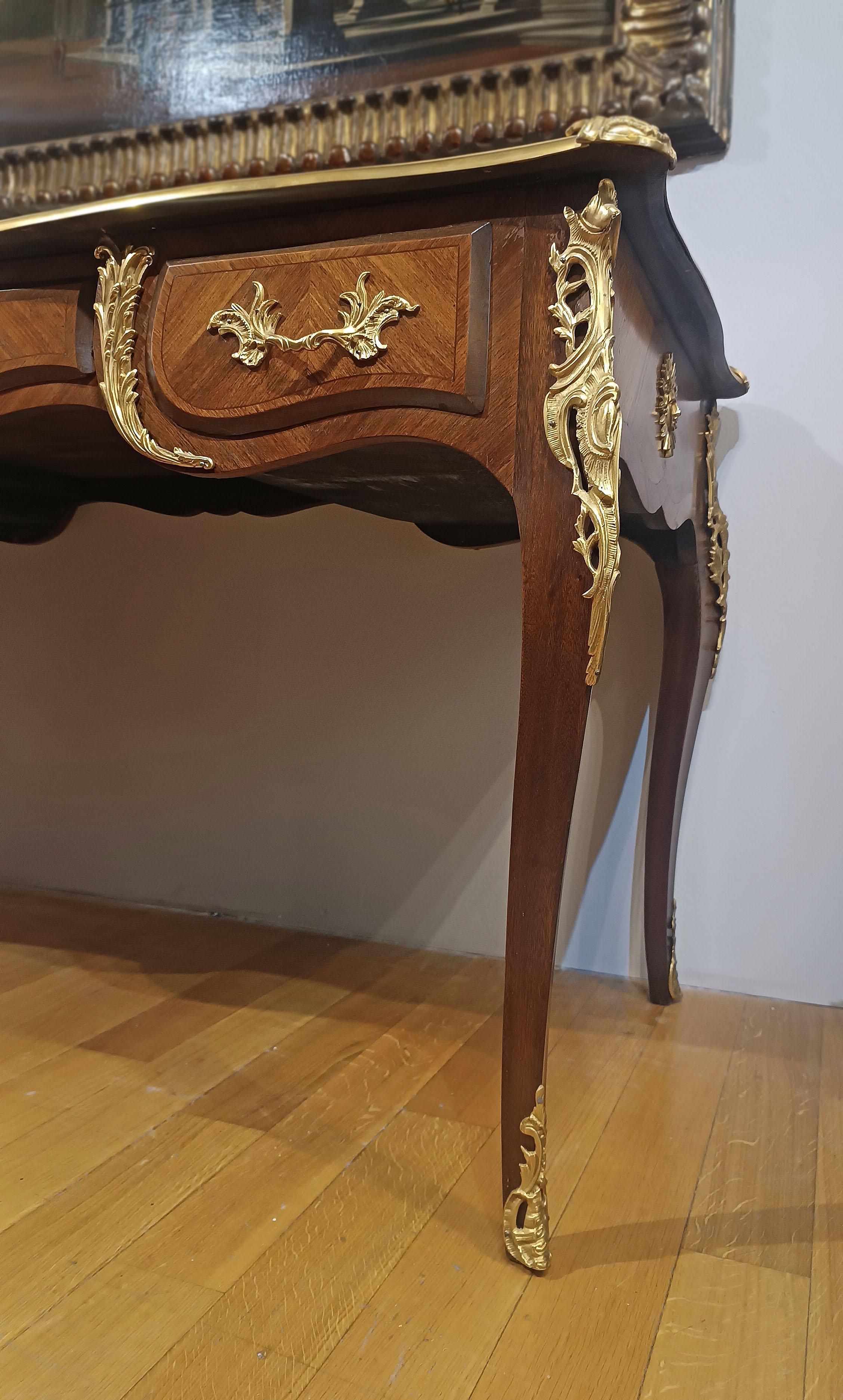 FIRST HALF OF THE 19th CENTURY PRESIDENTIAL DESK in vendita 1