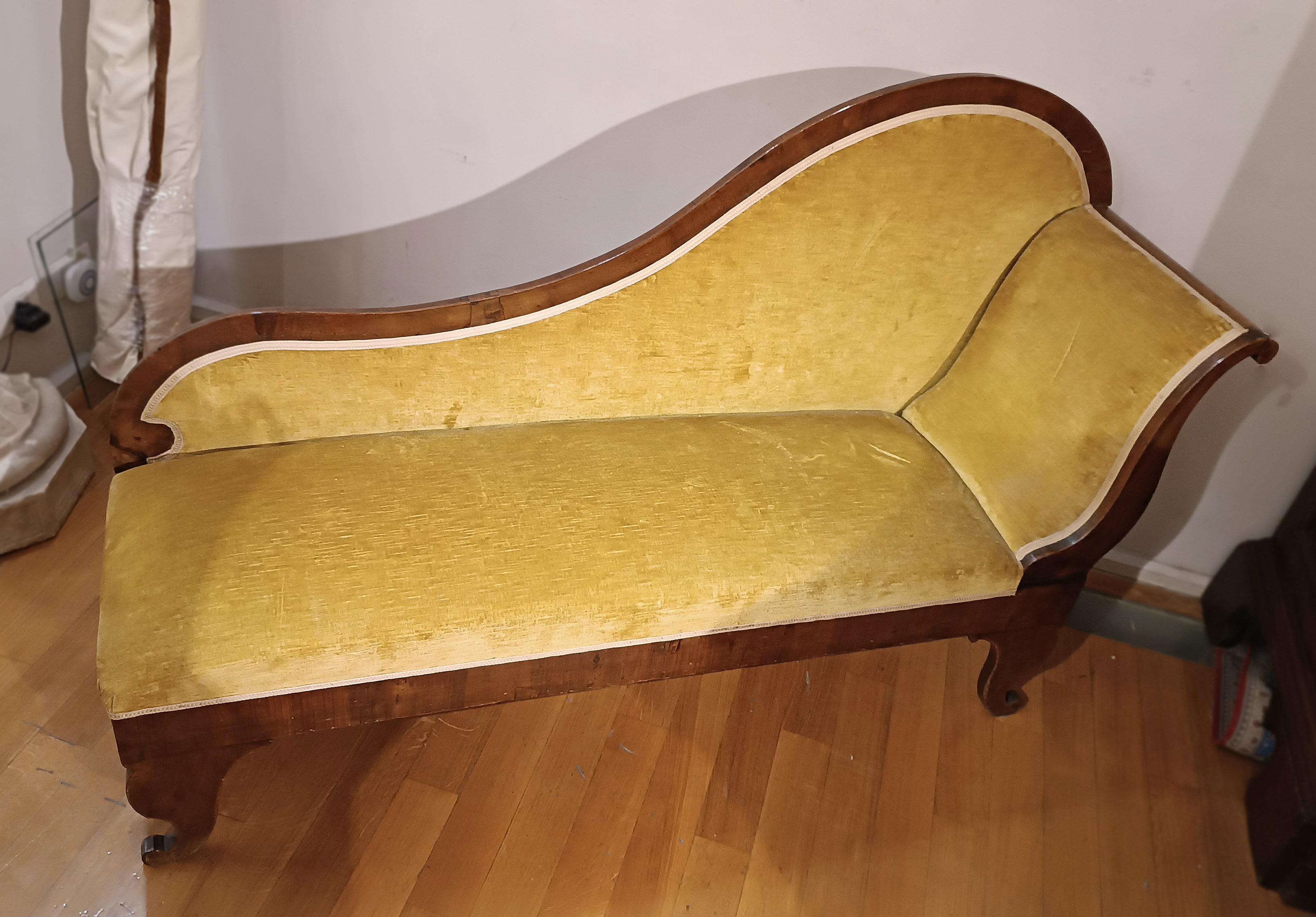PREMIÈRE MOITIÉ DU 19e SIÈCLE PETITE CHAISE CHARLES X Bon état - En vente à Firenze, FI