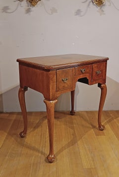 FIRST HALF OF THE 19th CENTURY SMALL DESK IN LOUIS XV STYLE