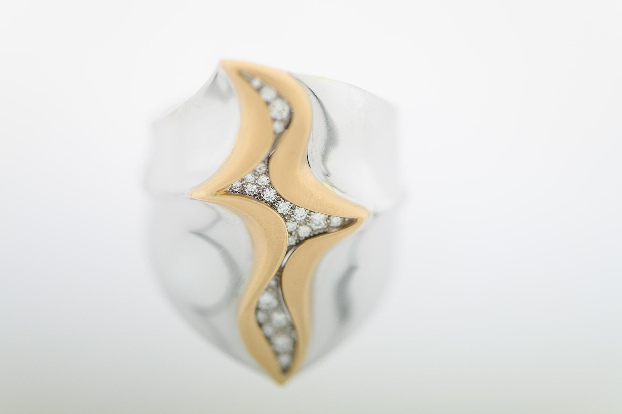 “First Kiss” Love Collection Ring 18k Rose & White Gold & Brilliants. im Zustand „Neu“ im Angebot in CAPRINO VERONESE, Veneto