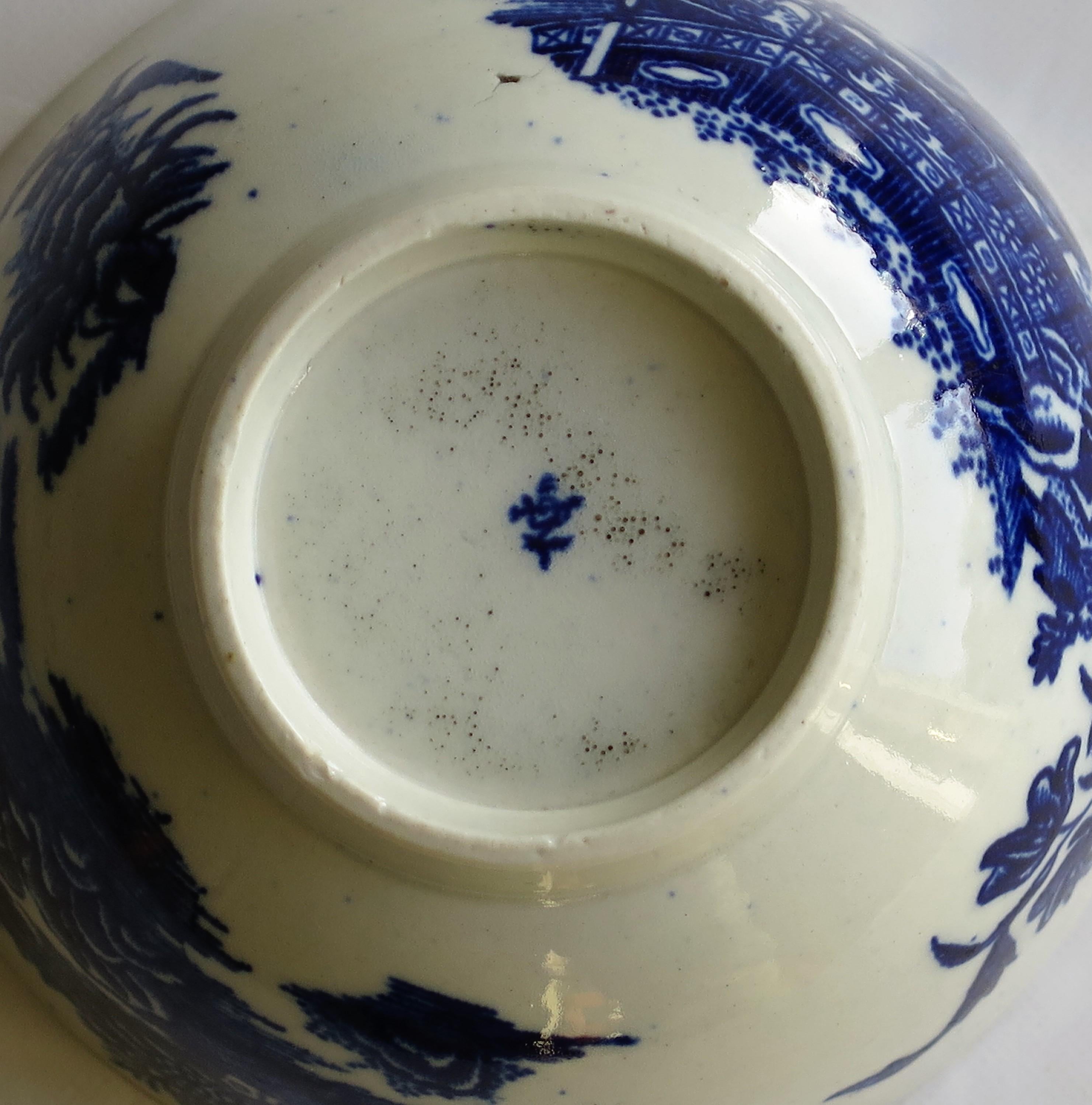 First Period Dr. Wall Worcester porcelain Blue Bowl in Fisherman Ptn, Circa 1775 6