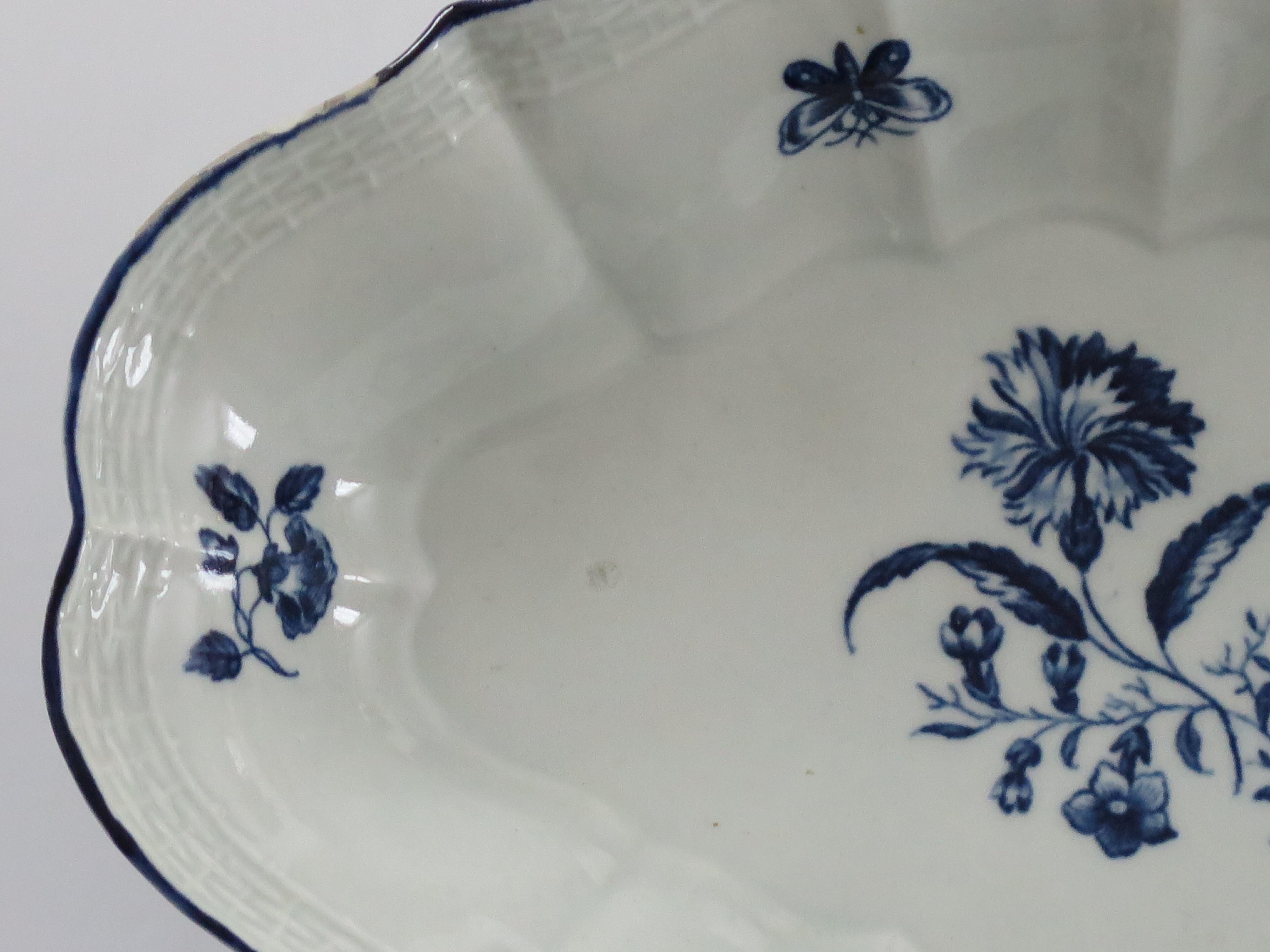 First Period Worcester Blue and White Desert Dish in Gillyflower ptn, Ca 1770 For Sale 2