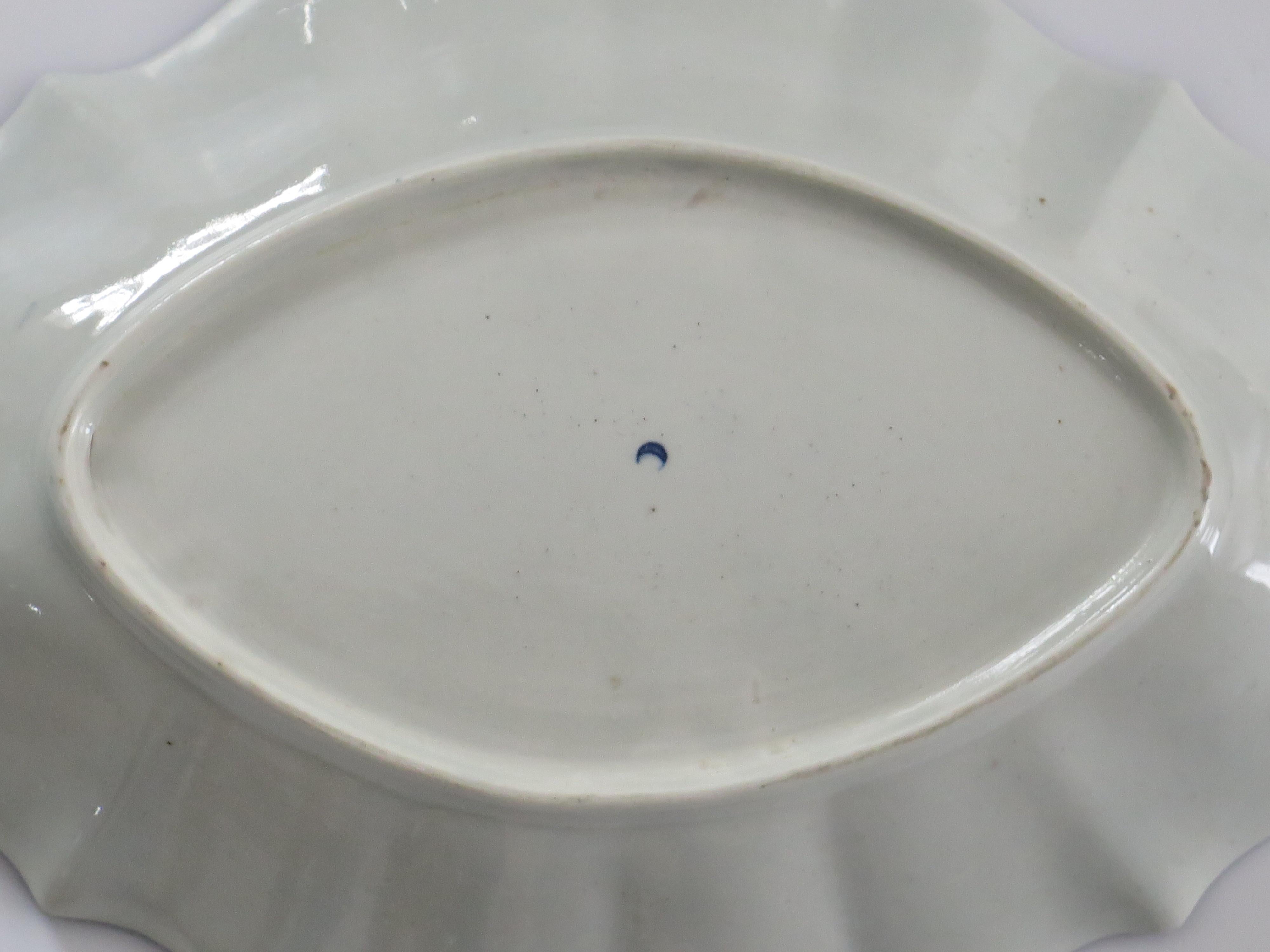 First Period Worcester Blue and White Desert Dish in Gillyflower ptn, Ca 1770 For Sale 5