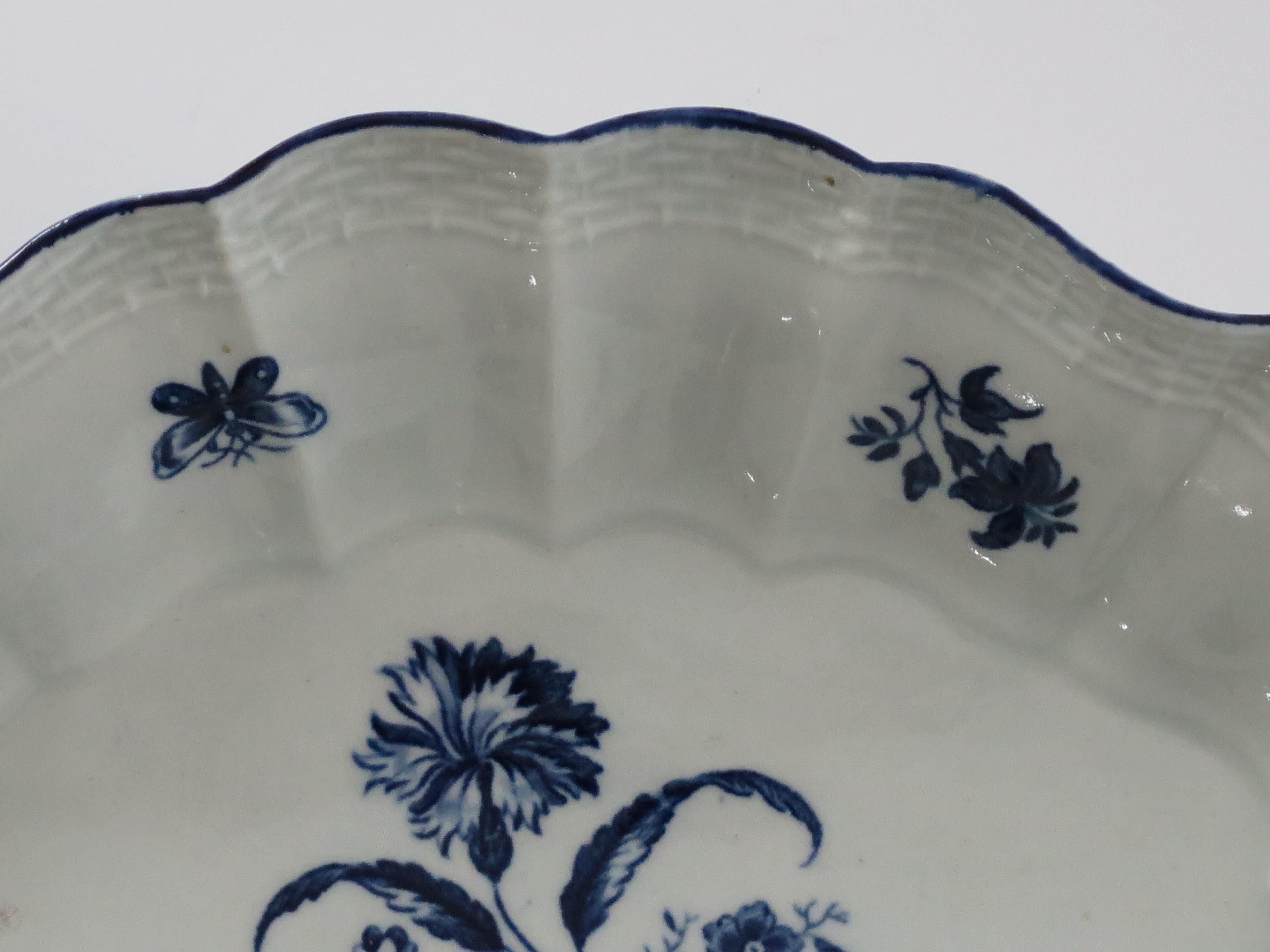 British First Period Worcester Blue and White Desert Dish in Gillyflower ptn, Ca 1770 For Sale