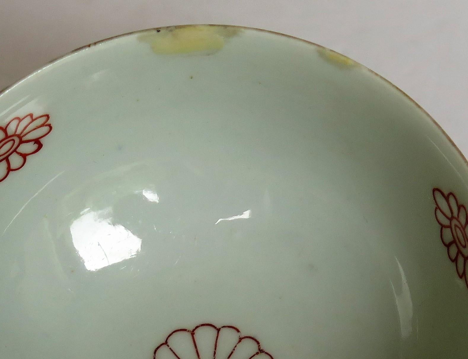 First Period Worcester Bowl Porcelain Finely Hand Painted, circa 1770 10