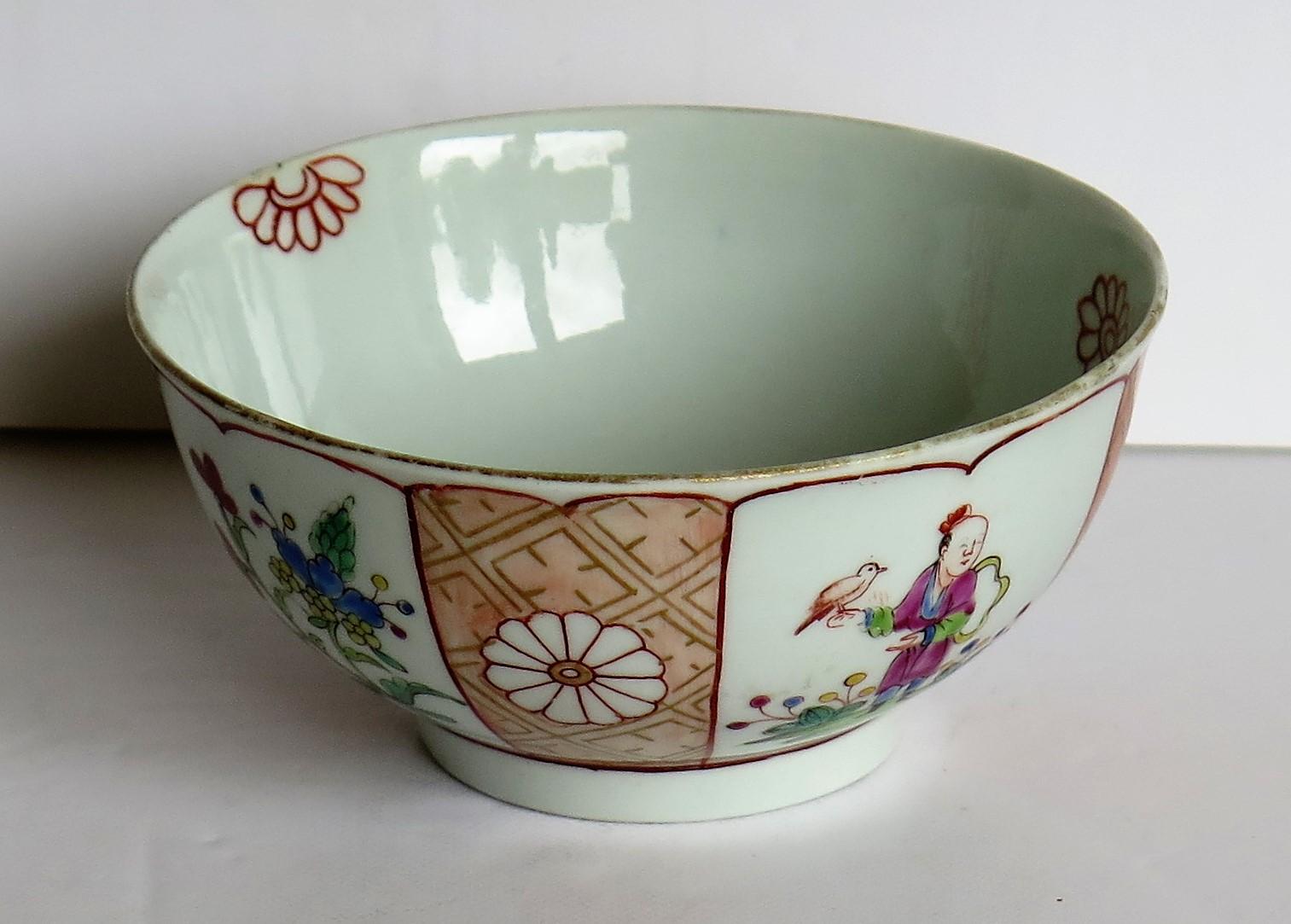 Hand-Painted First Period Worcester Bowl Porcelain Finely Hand Painted, circa 1770