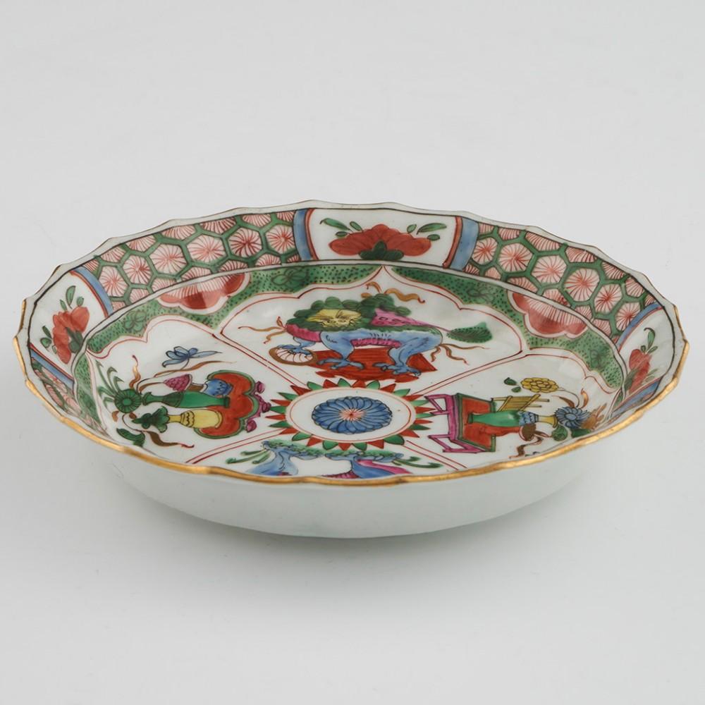George III Trio de porcelaines de Worcester - Dragons en compartiments, c1770 en vente
