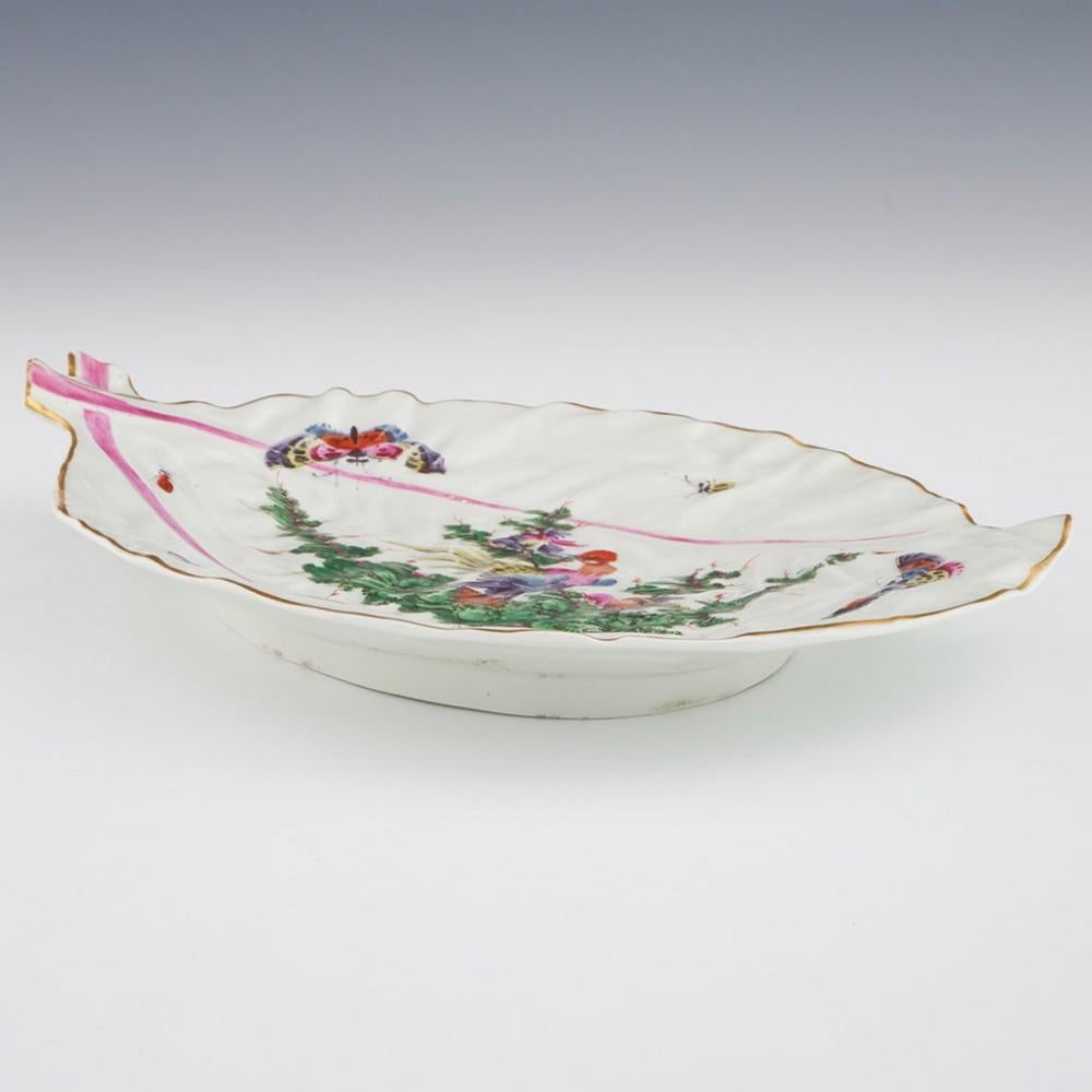British Worcester Porcelain Leaf Dish with Fancy Birds Decoration - First Period c1768 For Sale