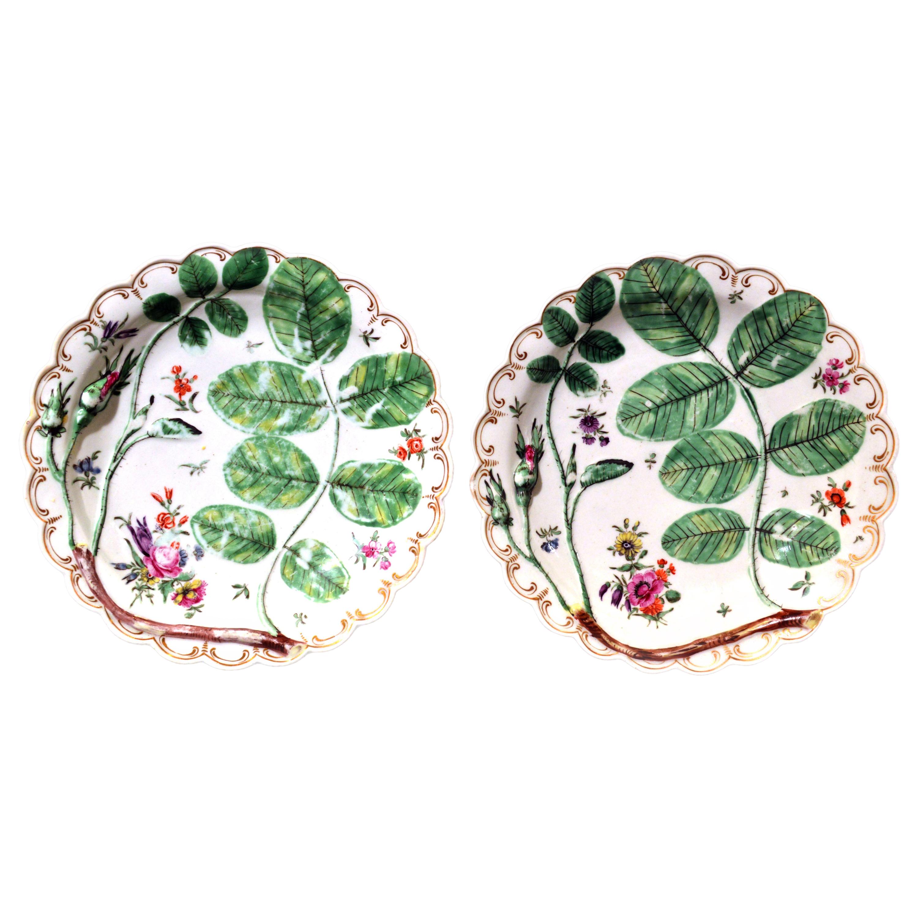 First Period Worcester Pair of Blind Earl Porcelain Dishes, circa 1770