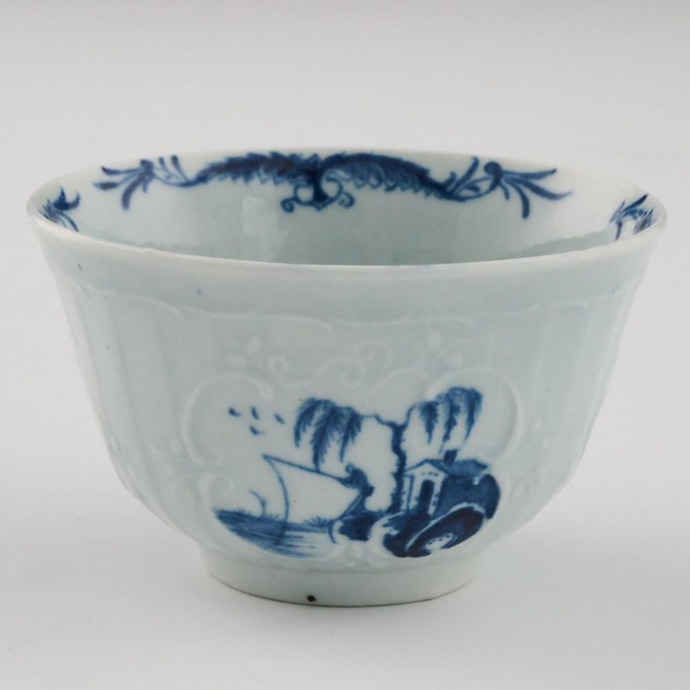First Period Worcester Porcelain Fisherman and Willow Pavillion Tea Bowl and Sau For Sale 1