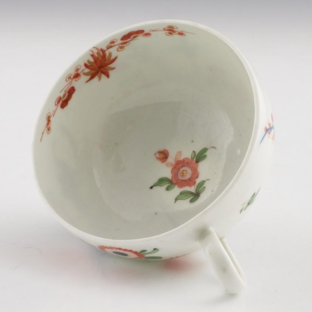 First Period Worcester Porcelain Kempthorne Pattern Trio c1770 For Sale 13