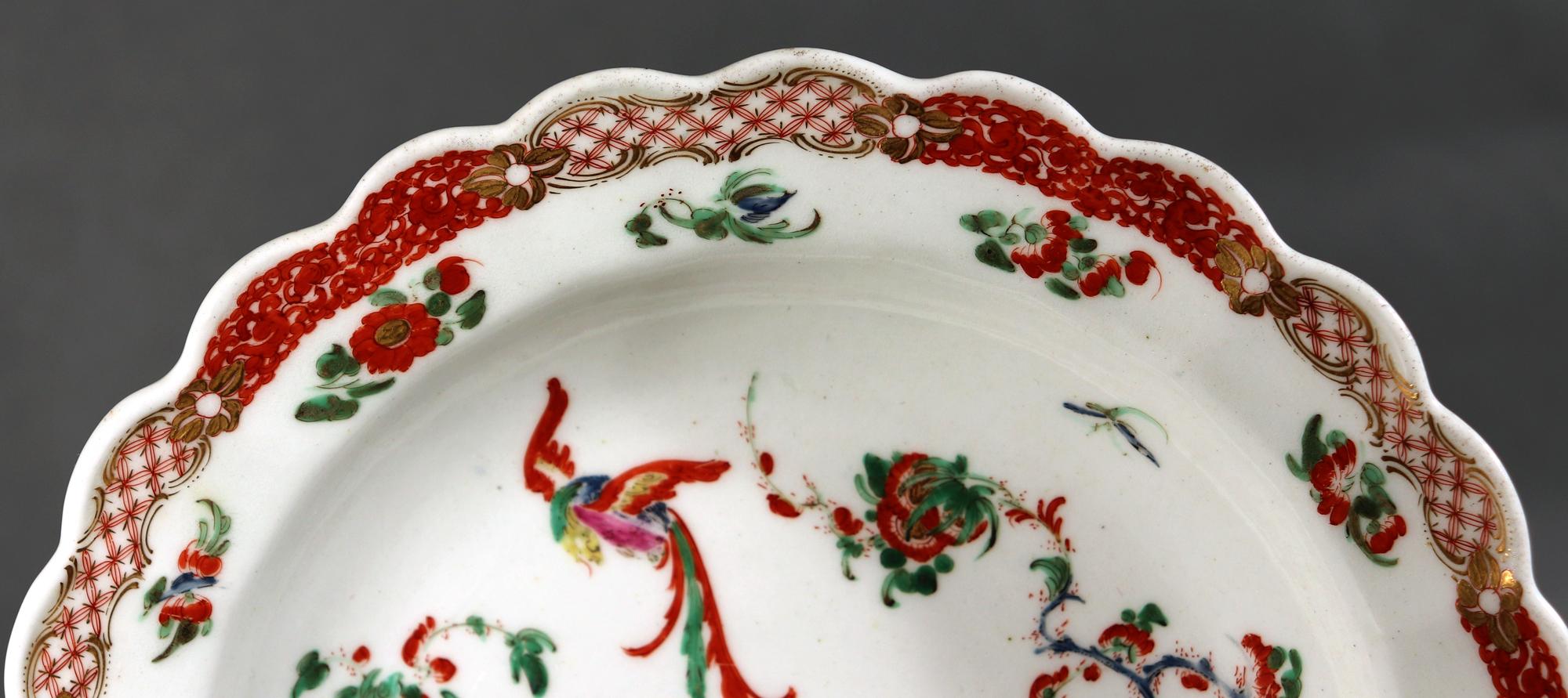 First Period Worcester Porcelain Phoenix Pattern Dessert Plate In Good Condition In Downingtown, PA