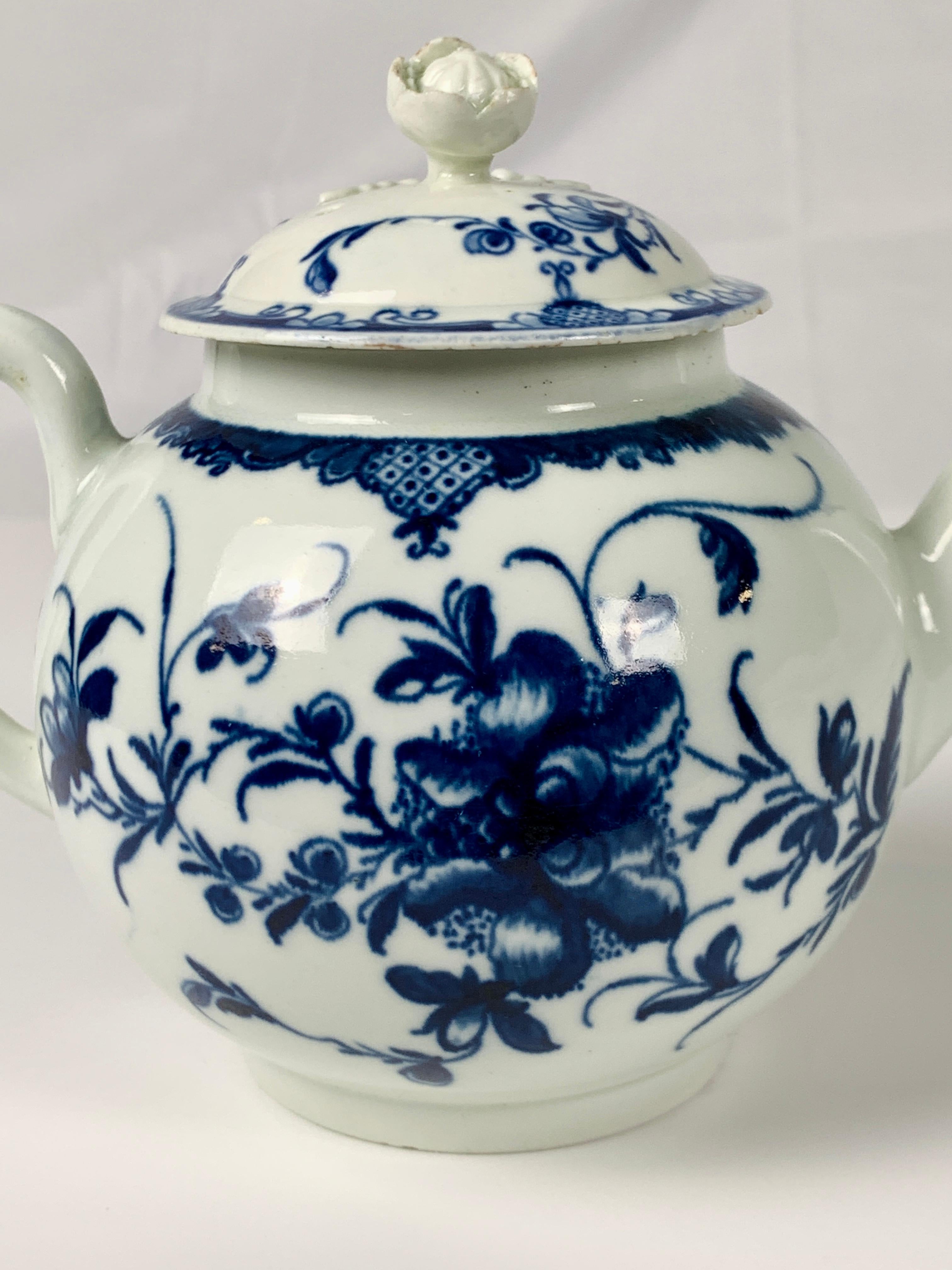 First Period Worcester Teapot Painted Underglaze Blue Mansfield Pattern c-1765 4