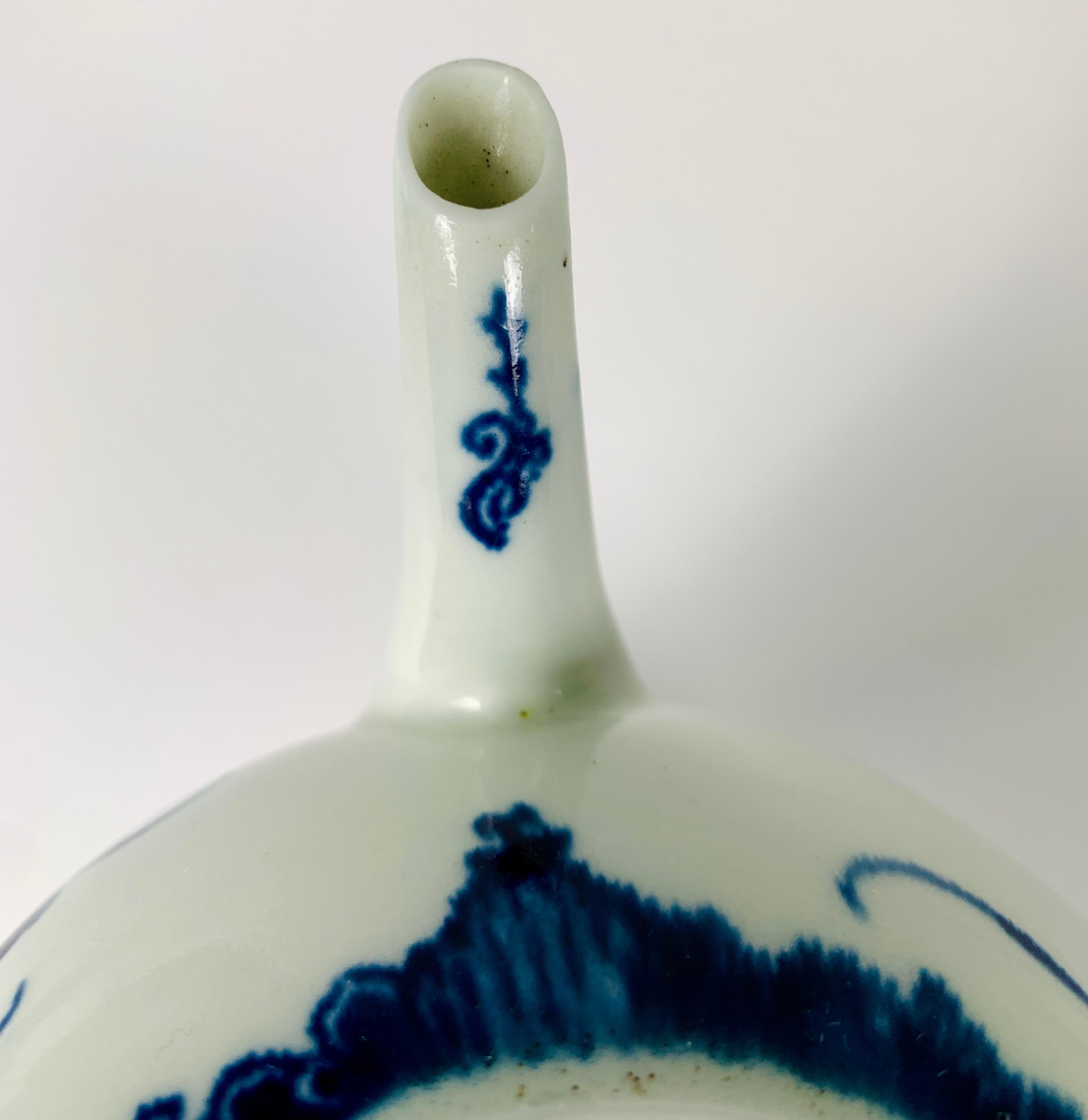Porcelain First Period Worcester Teapot Painted Underglaze Blue Mansfield Pattern c-1765