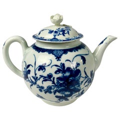 Antique First Period Worcester Teapot Painted Underglaze Blue Mansfield Pattern c-1765