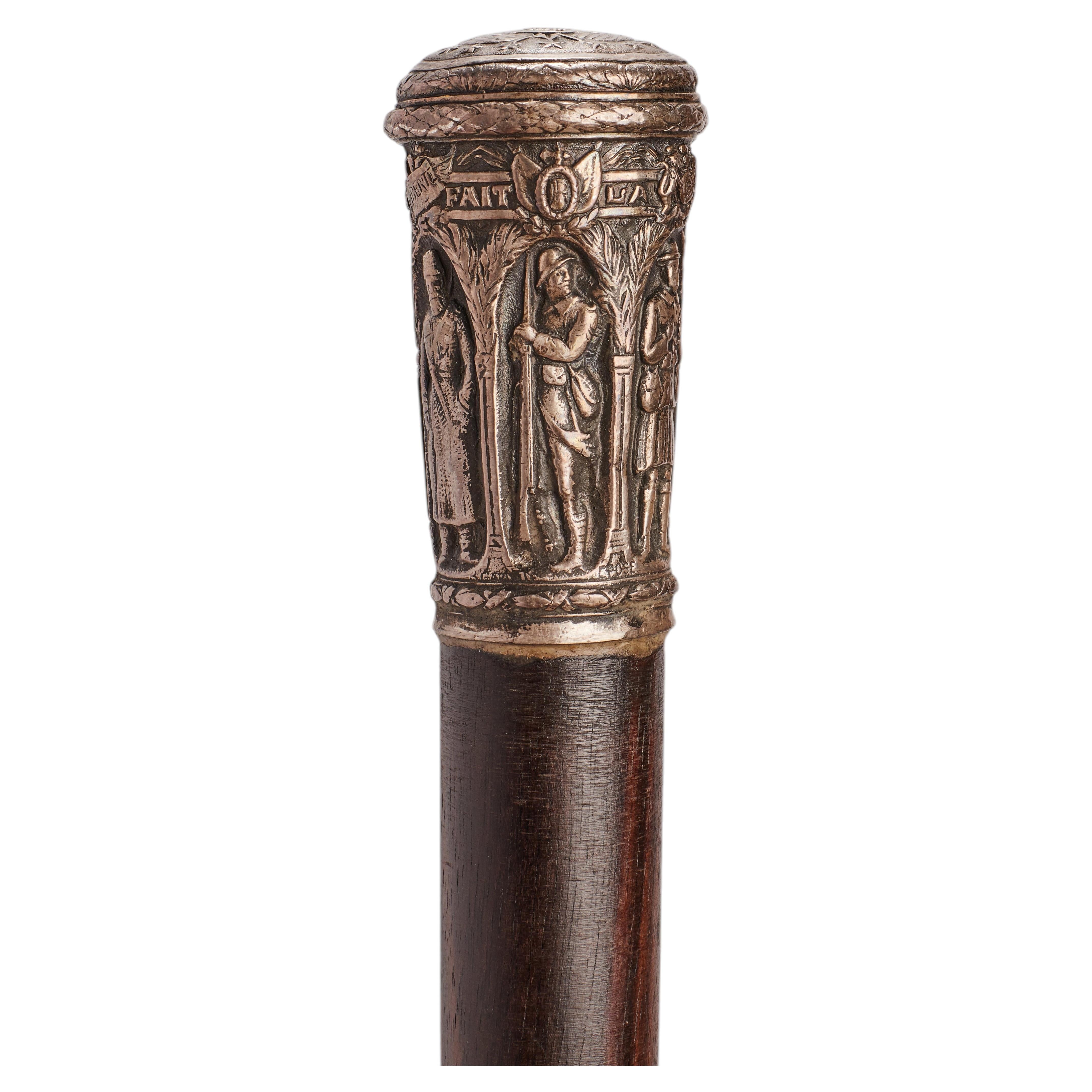 Canne commémorative de la Première Guerre mondiale, manche en argent, France, CIRCA 1918.