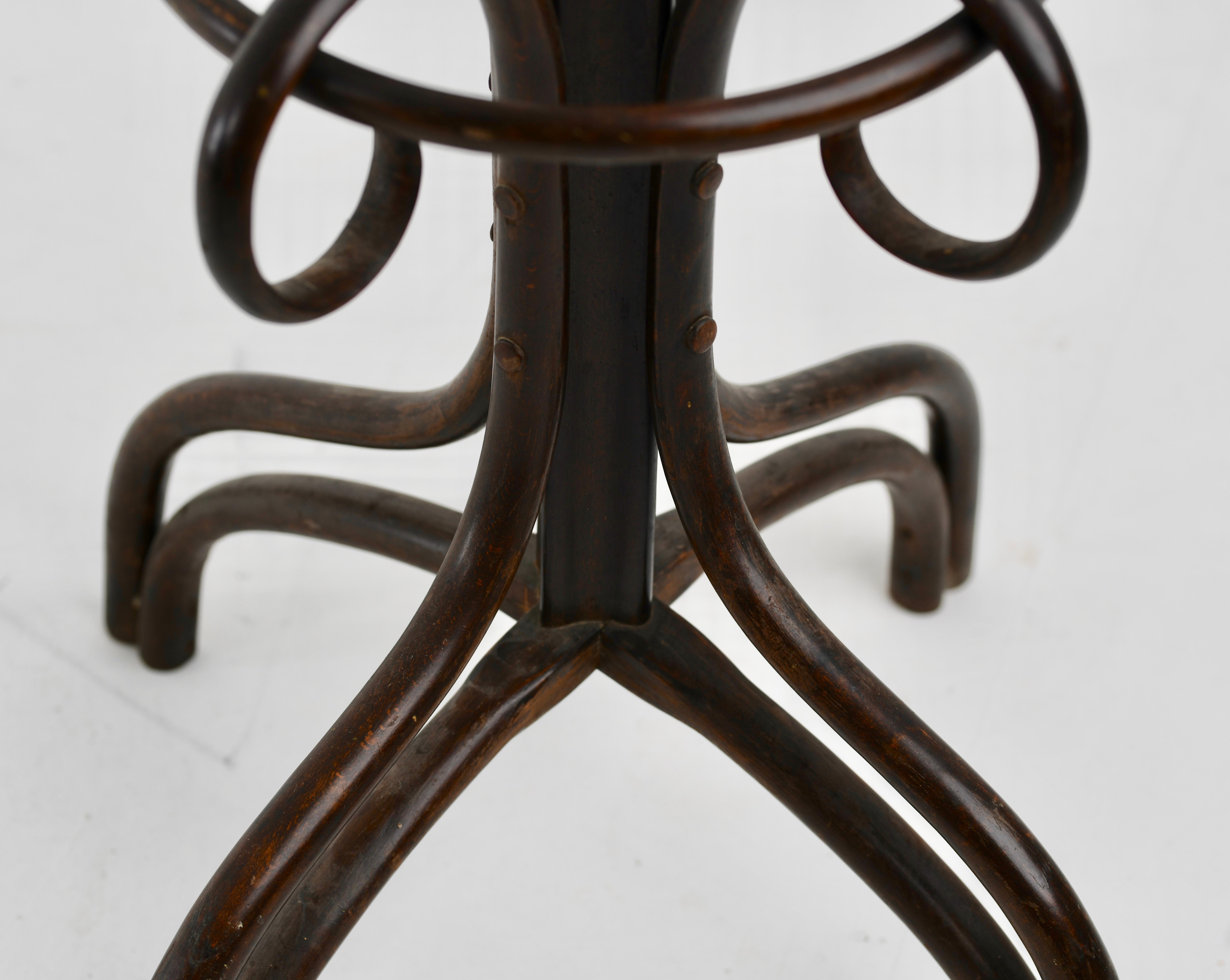 Fischel Bentwood Hat and Coat Stand In Good Condition In everton lymington, GB