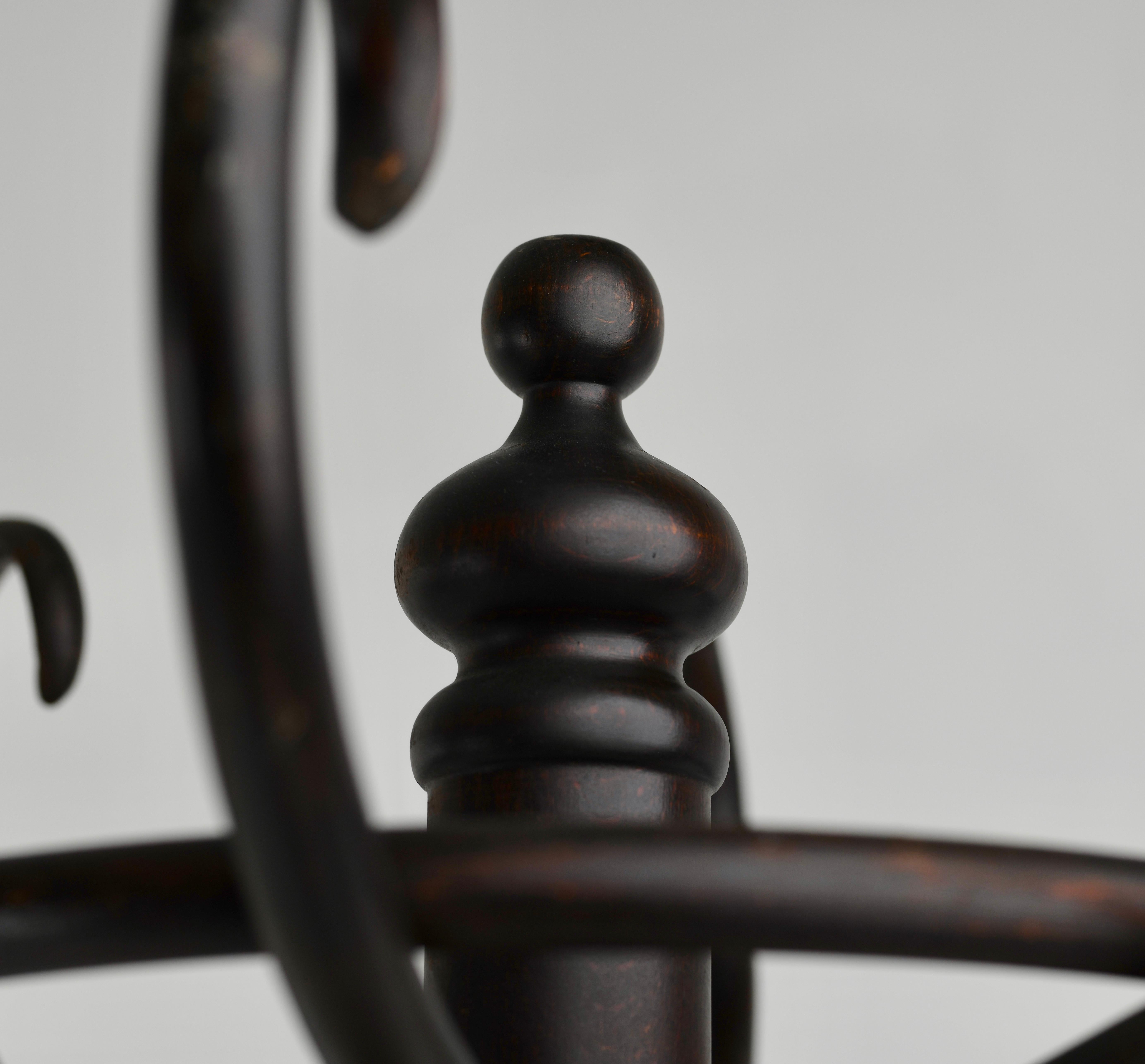Fischel Bentwood Hat and Coat Stand In Good Condition In everton lymington, GB