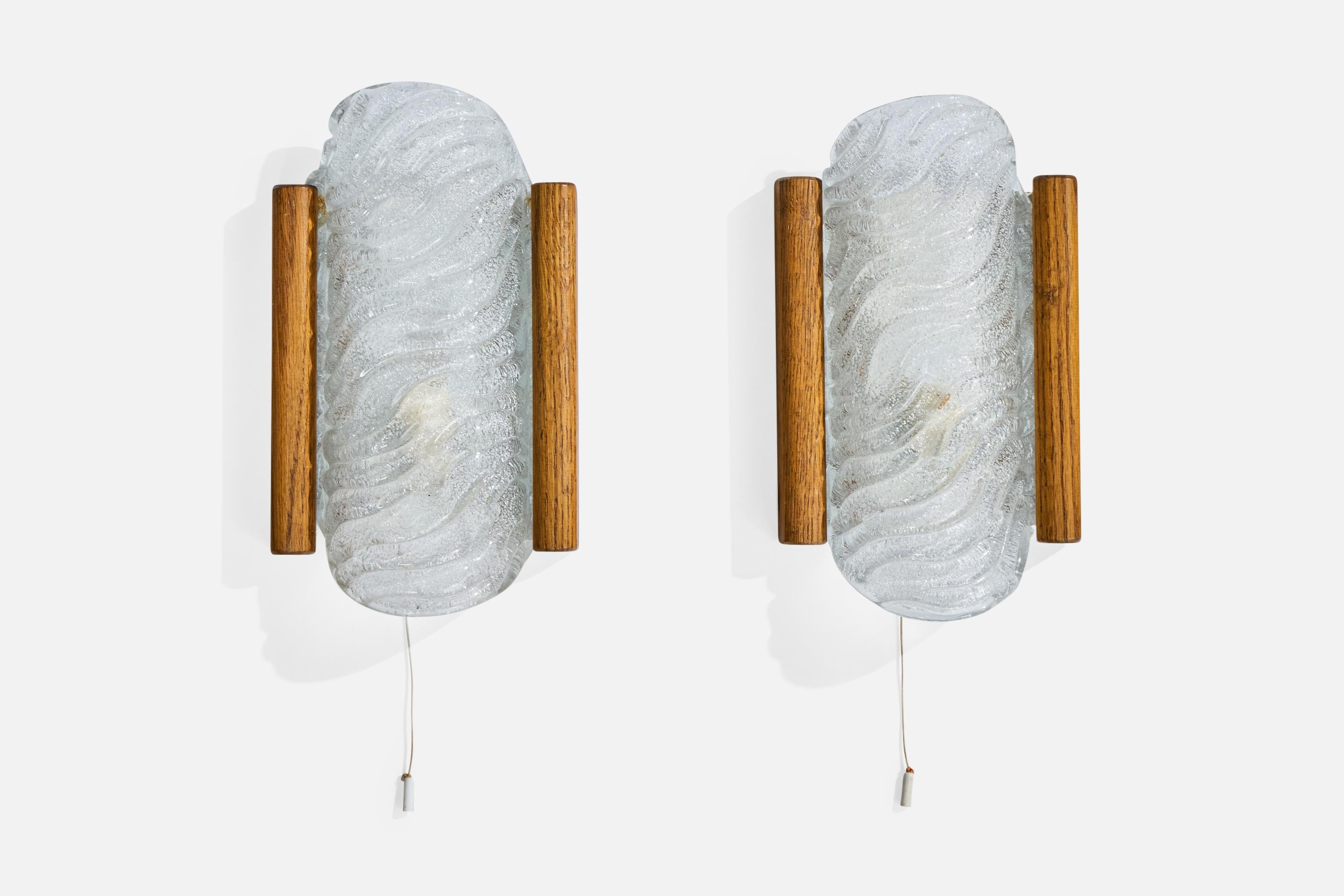 Mid-Century Modern Fischer Leuchten, Appliques, Verre, Oak, Allemagne, années 1960 en vente