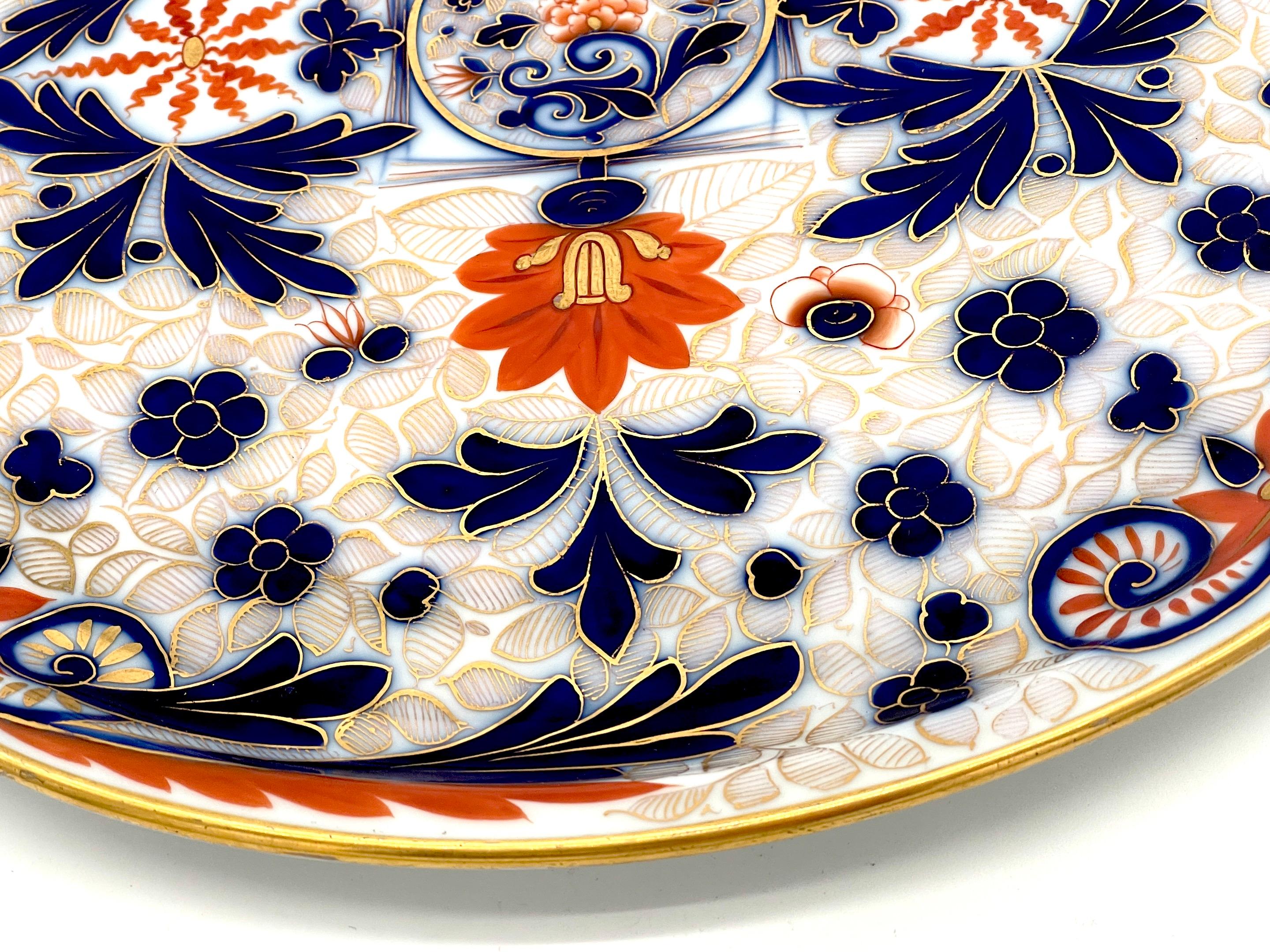 Fischer & Mieg Pirkenhammer Porcelain 'Imari' Pattern Round Handled Platter  In Good Condition For Sale In West Palm Beach, FL