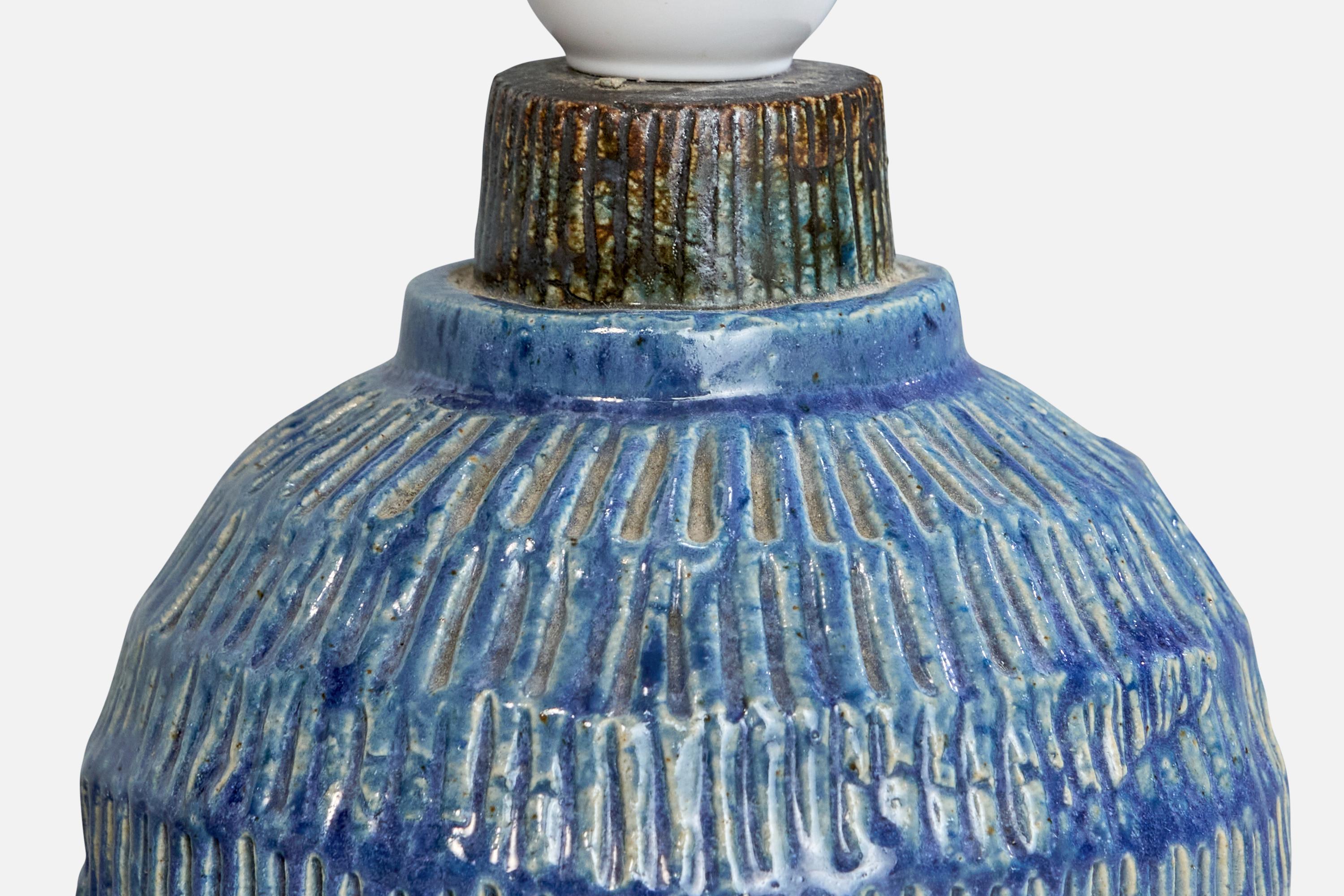 Milieu du XXe siècle Fischer Stengods, lampe de bureau, grès, Suède, années 1960 en vente