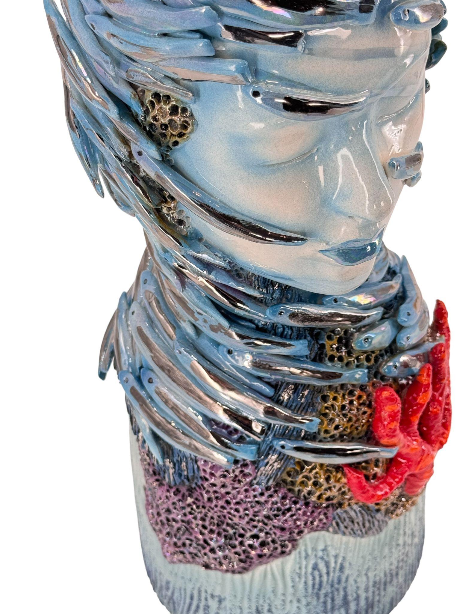 Testa di pesce e corallo simile Lady. Unico fatto a mano e dipinto a mano. Ceramica 2024 In condizioni Nuovo in vendita a San Miniato PI, IT